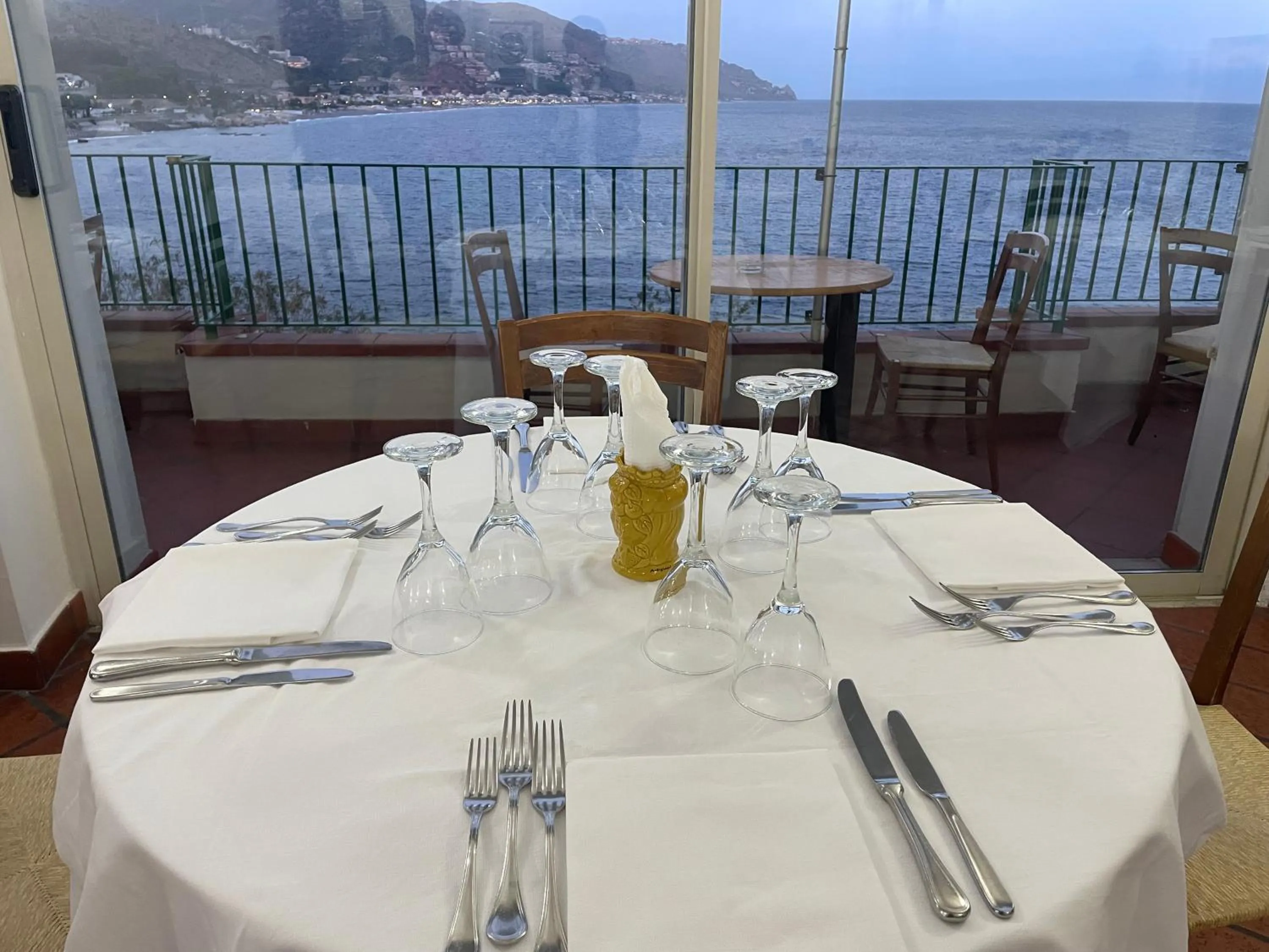 Restaurant/places to eat in Bay Palace Mazzarò