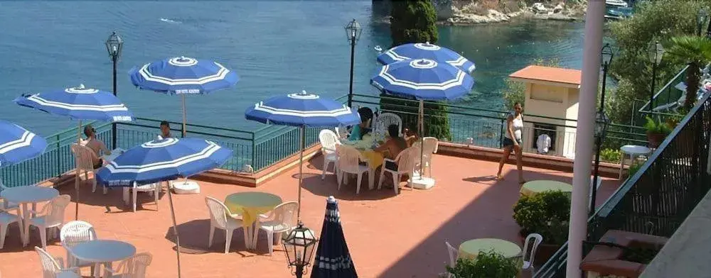 Restaurant/places to eat in Bay Palace Mazzarò Restaurant/places to eat in Bay Palace Mazzarò