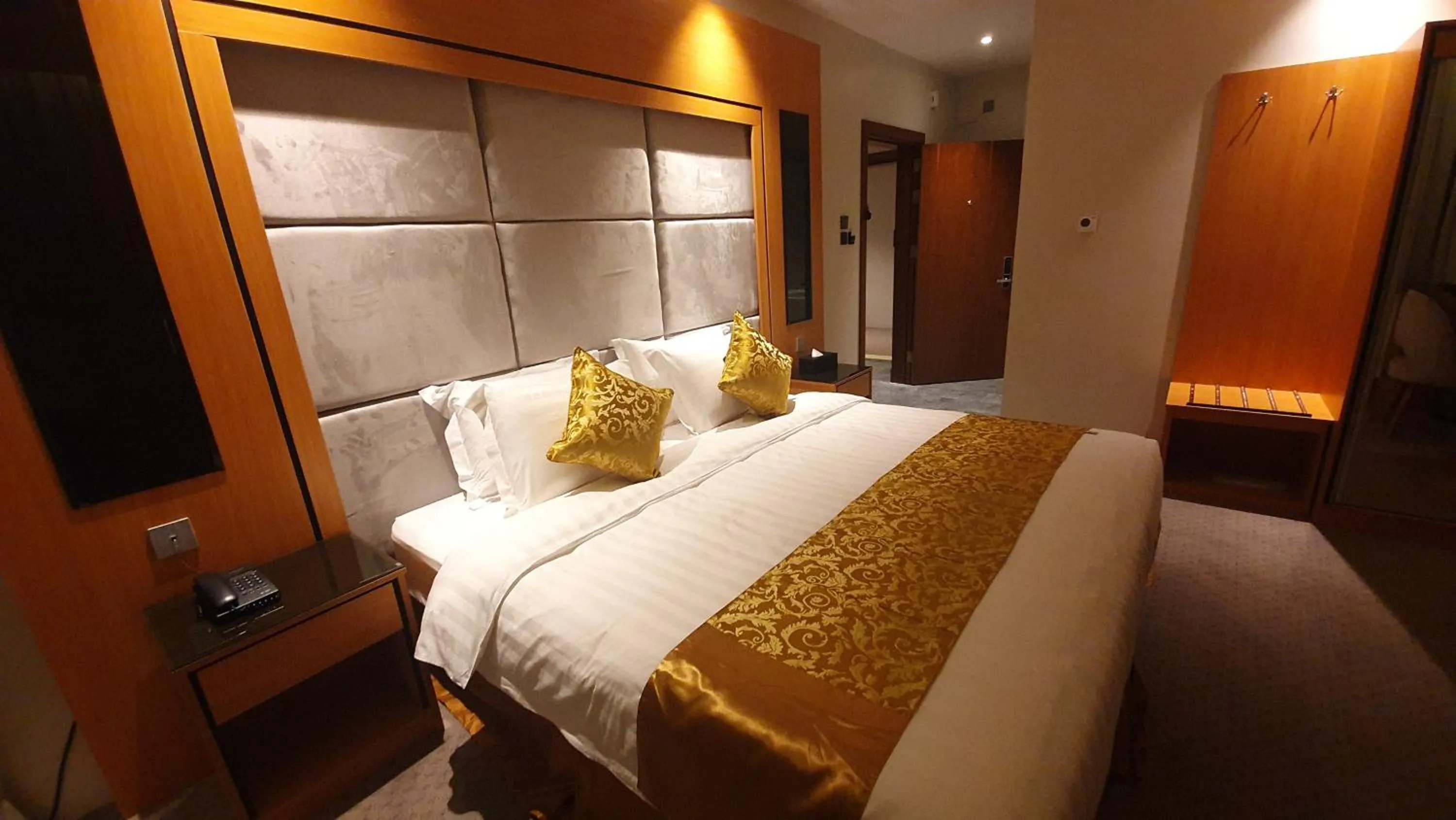 Bed in Al Rayyan Tower