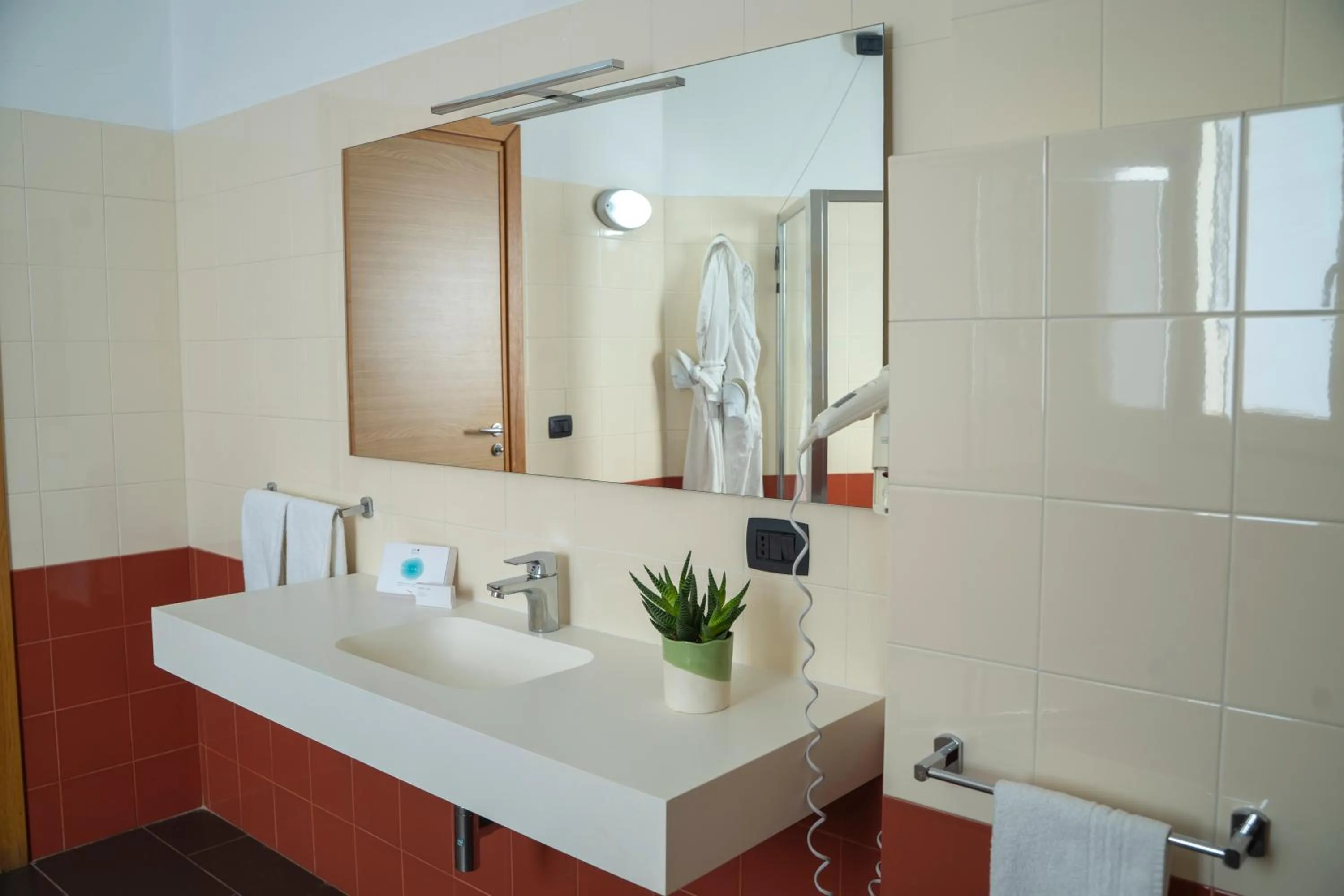 Bathroom in VOI Baia di Tindari Resort