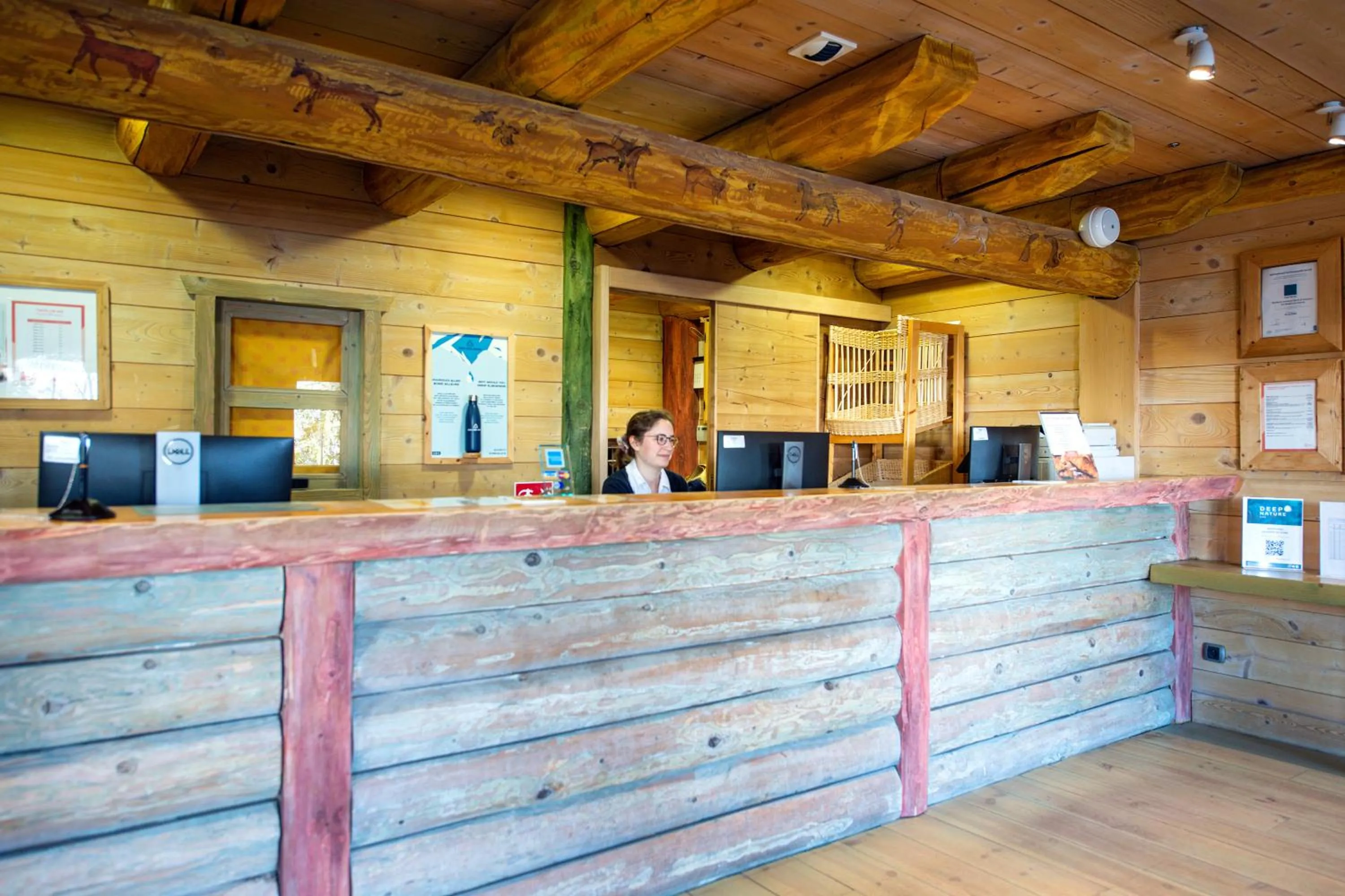 Staff in Résidence Pierre & Vacances Premium Le Roselend