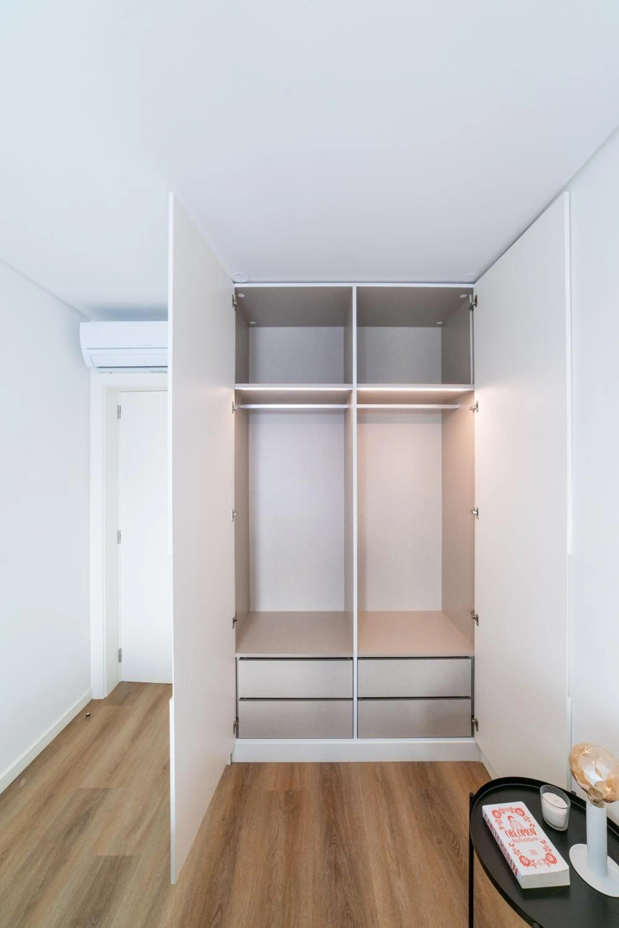 Lusíadas 53 2ºD - Beautiful two-bedroom apartment