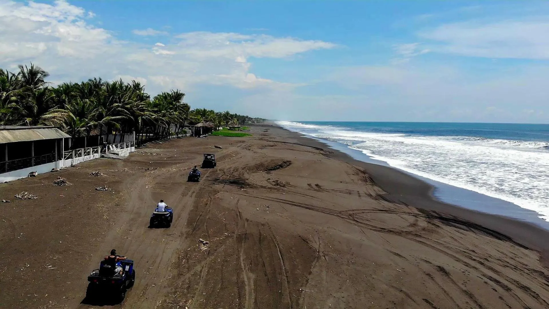 Sea view in Johnnys Place Hotel