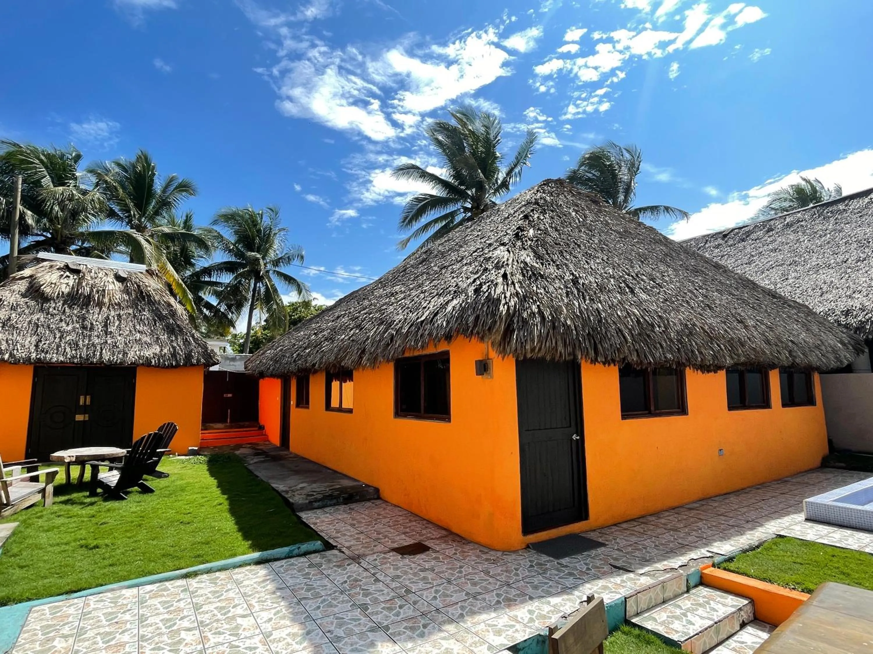 Property building in Johnnys Place Hotel