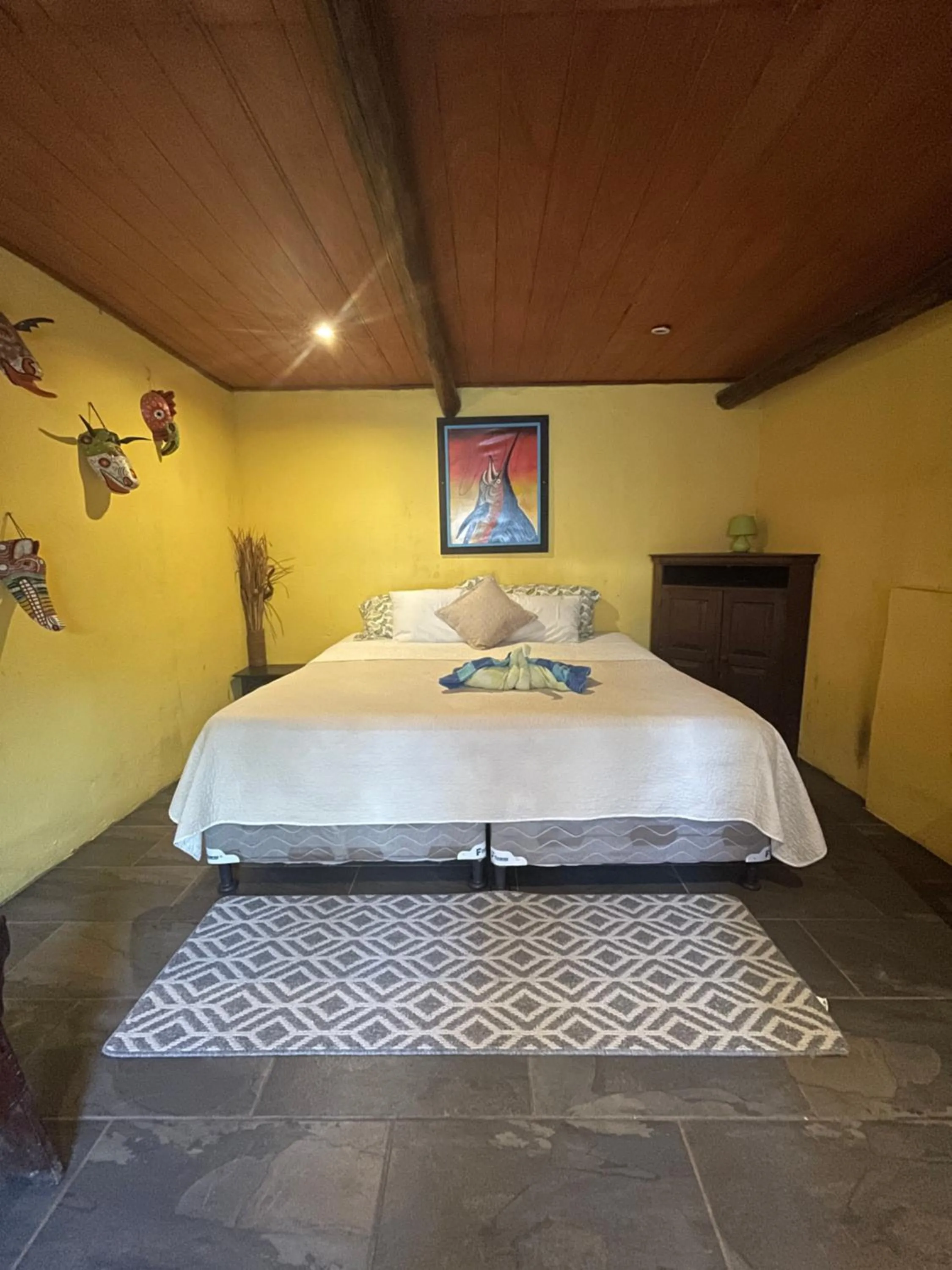 Bedroom, Bed in Johnnys Place Hotel