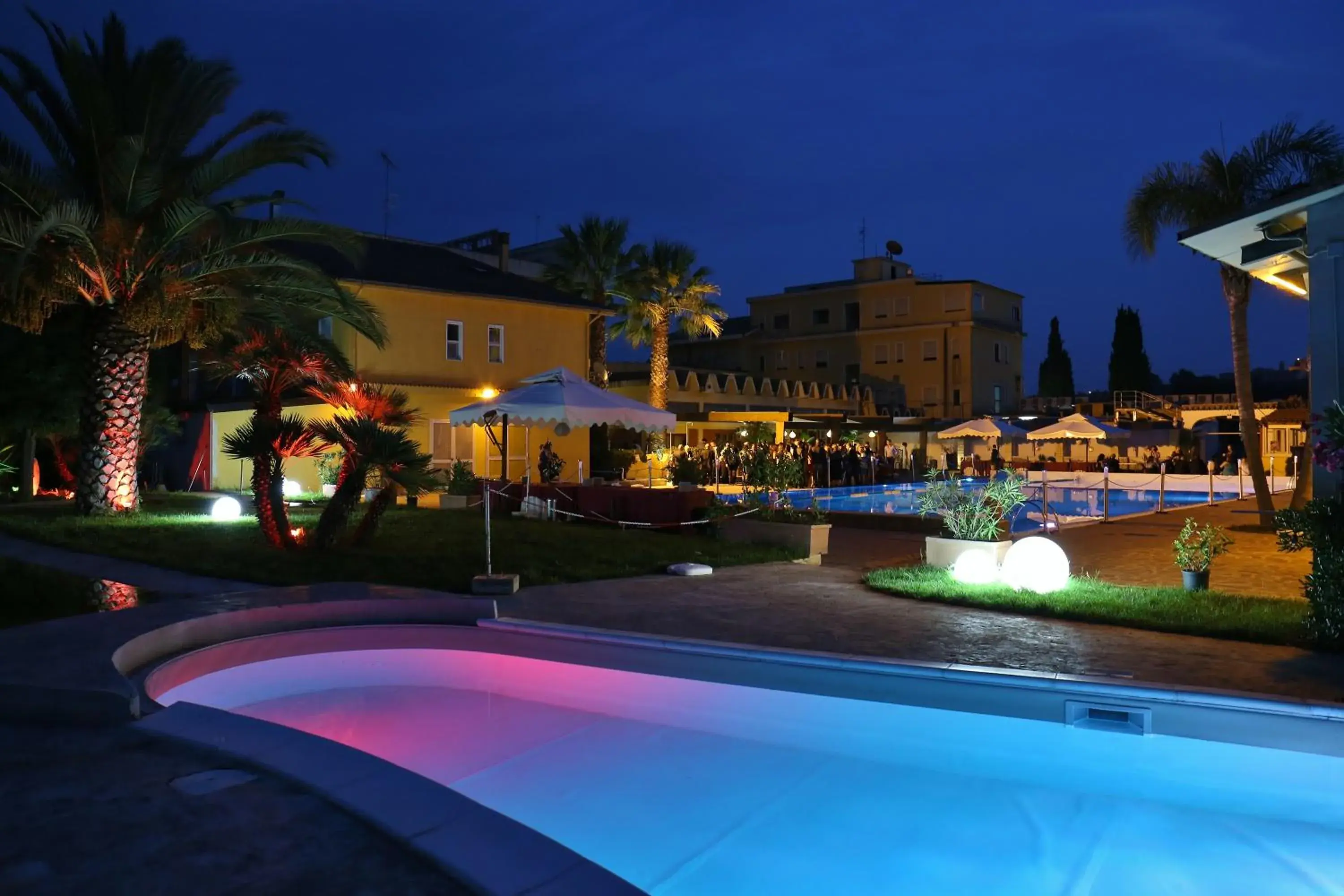 Swimming pool in Park Hotel Paradiso Swimming pool in Park Hotel Paradiso