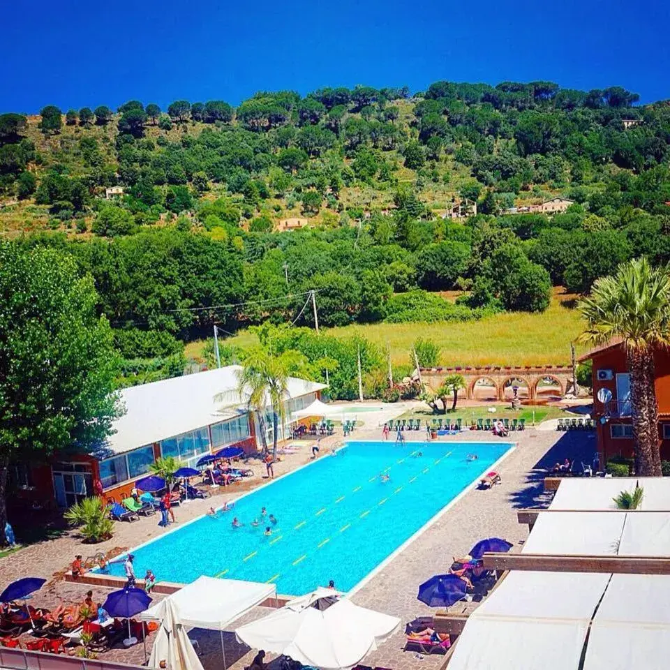Swimming pool in Park Hotel Paradiso Swimming pool in Park Hotel Paradiso