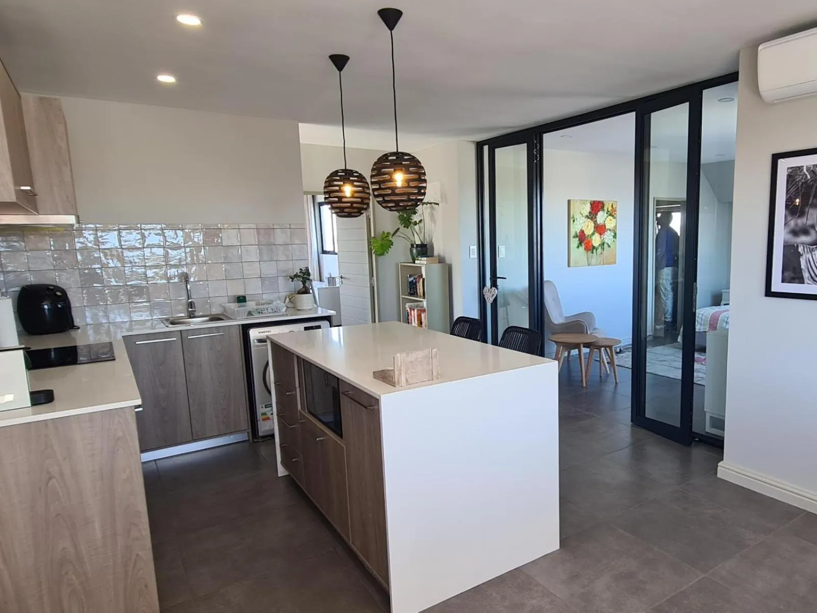 Kitchen or kitchenette in Thyme Spent Bloubergstrand
