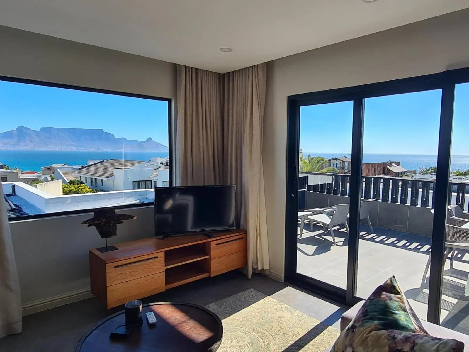 Patio in Thyme Spent Bloubergstrand