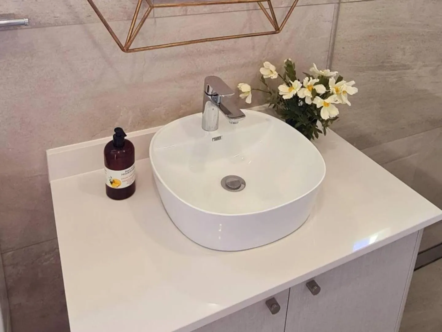 Bathroom in Thyme Spent Bloubergstrand