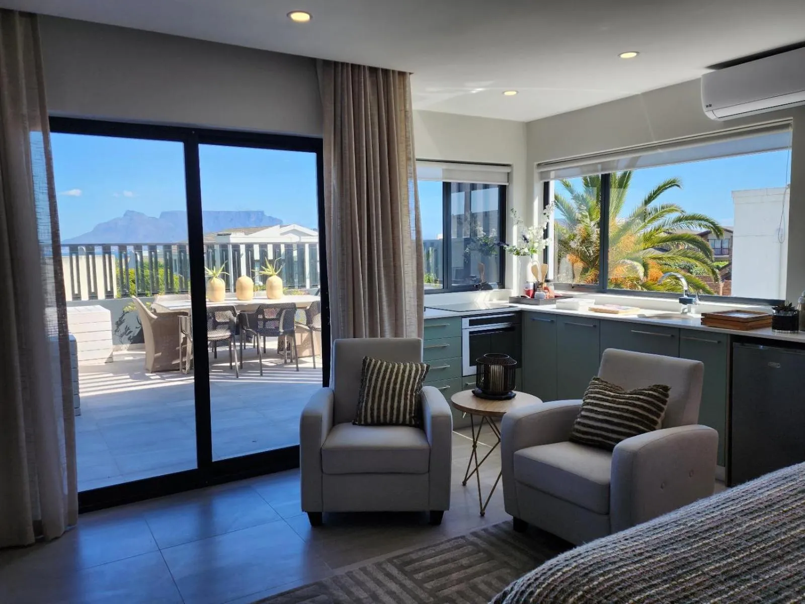Thyme Spent Bloubergstrand