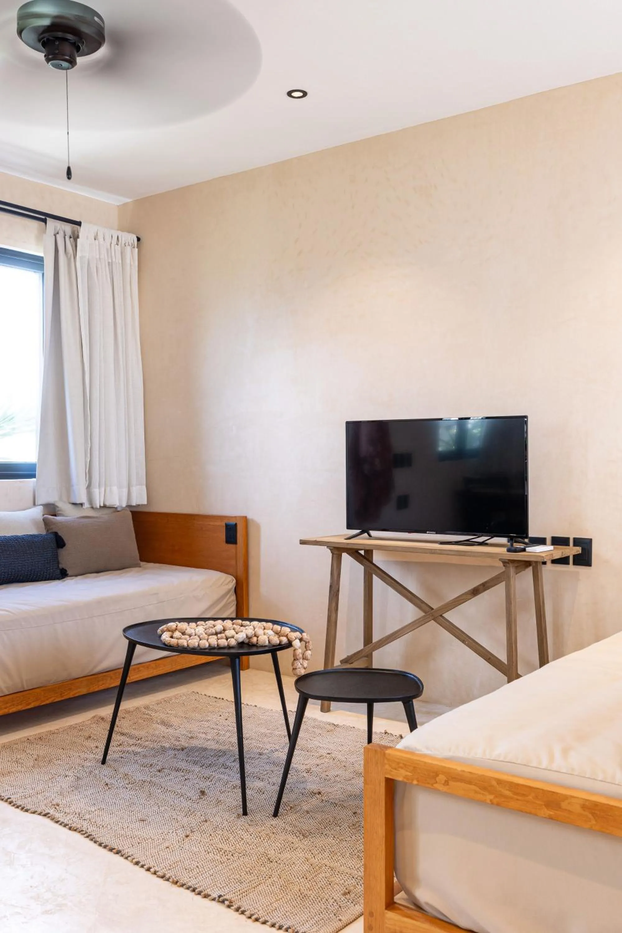 TV and multimedia, Bed in Cucu Hotel El Cuyo