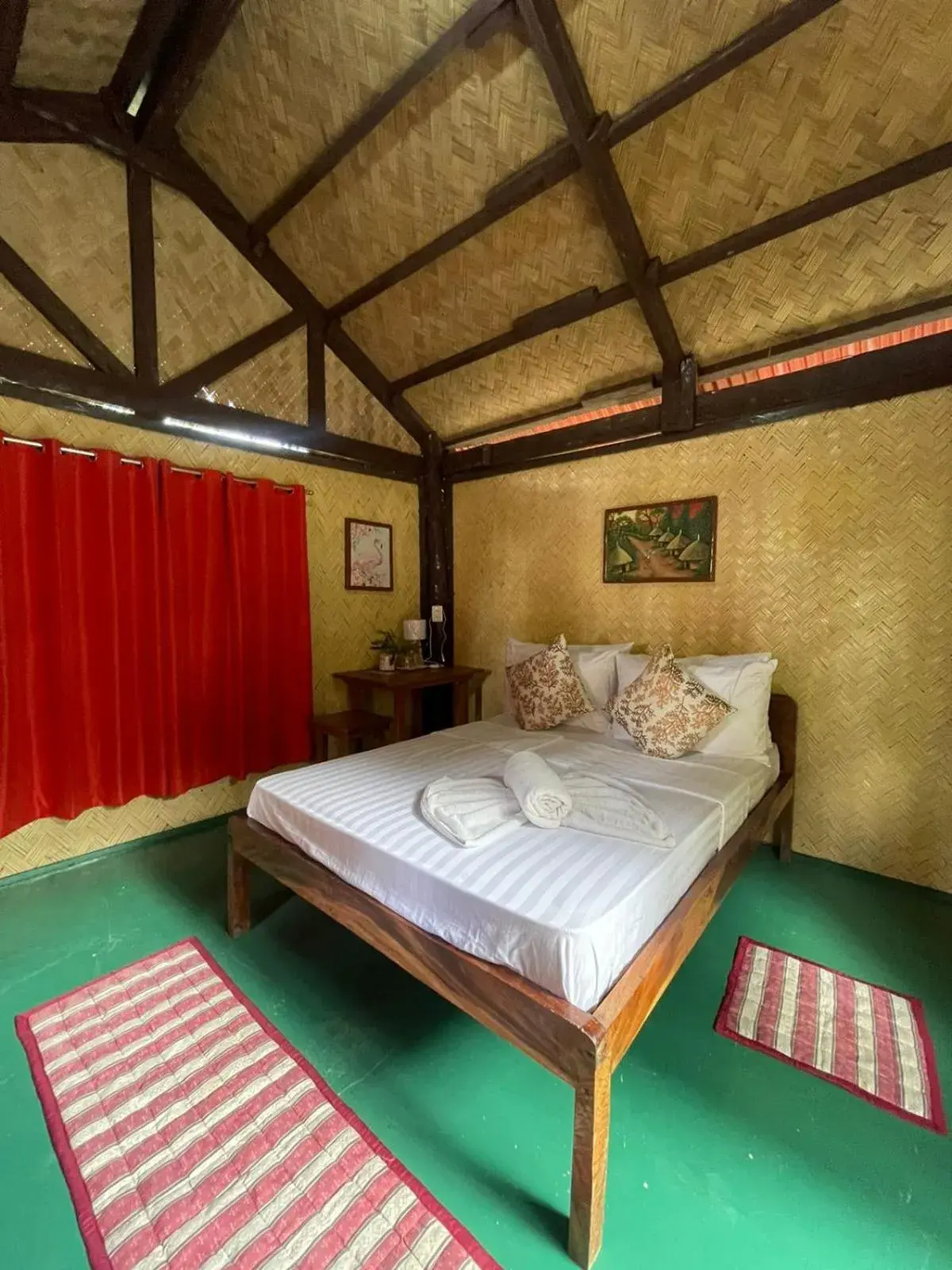 Queen Room with Sea View in Concepcion Divers Lodge Queen Room with Sea View in Concepcion Divers Lodge