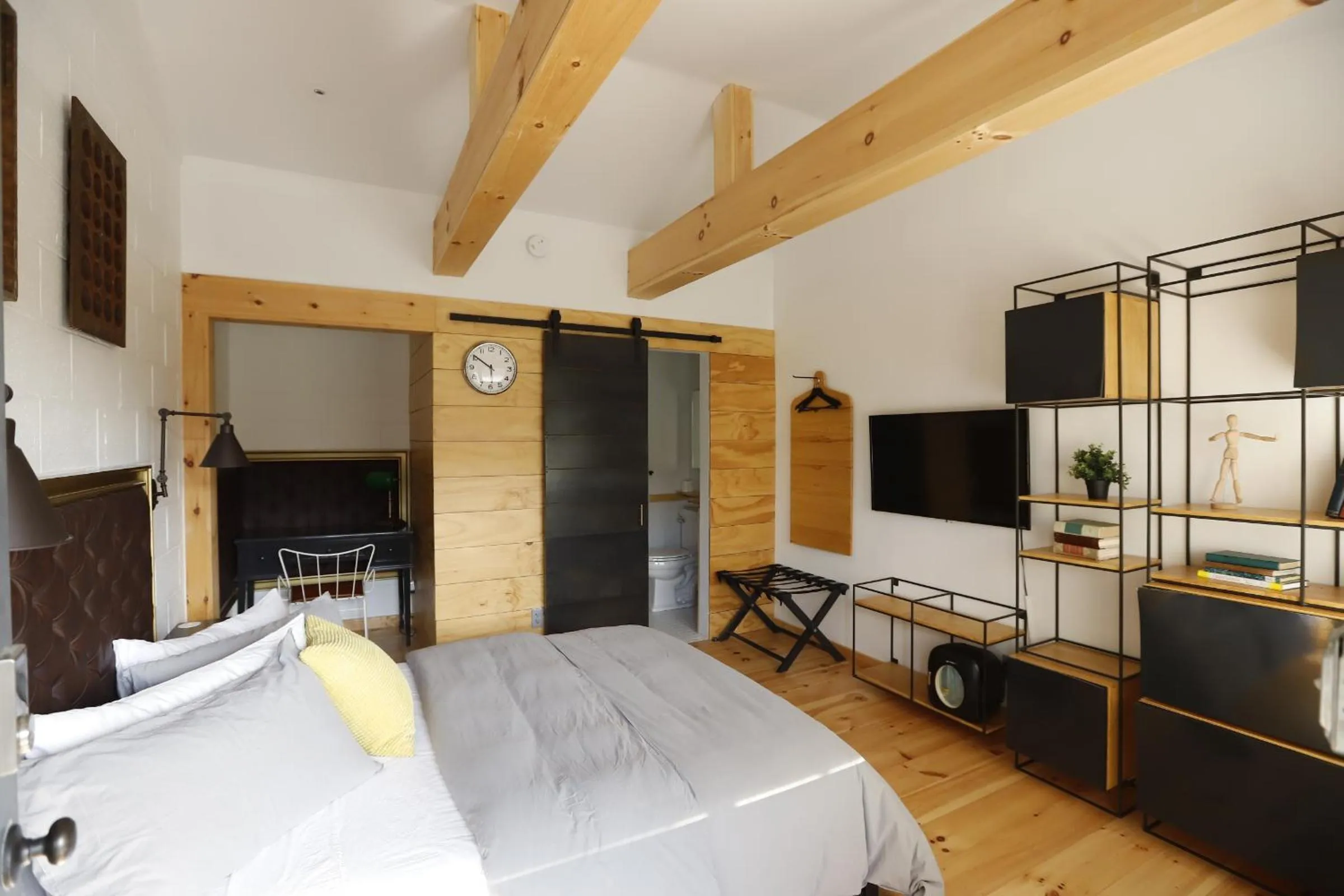 Bed in The Vine on Main