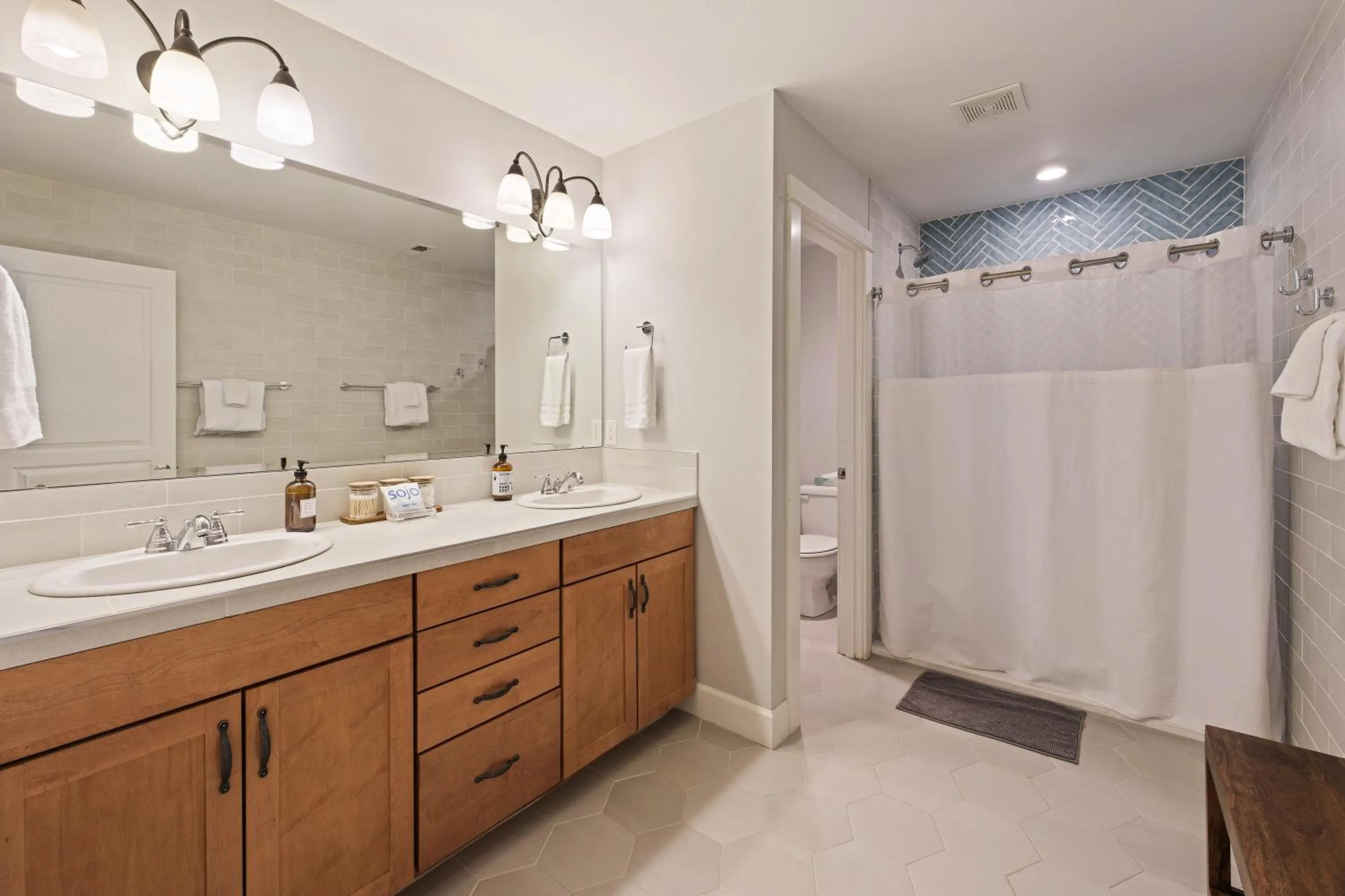 Tranquility on the Bluffs townhouse