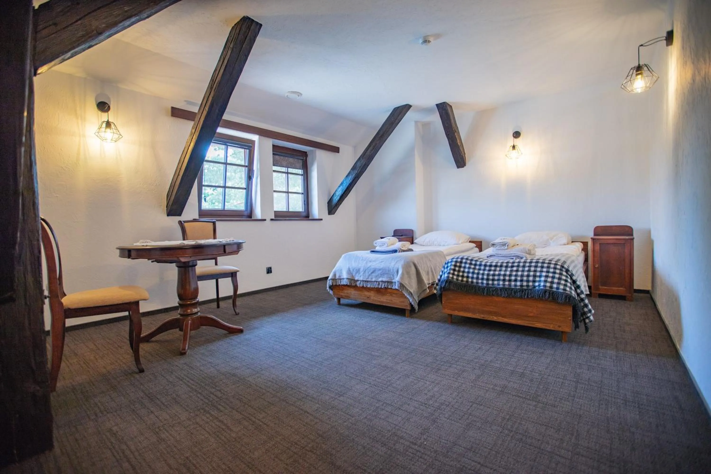 Photo of the whole room, Bed in Gospoda pod Czarnym Łabędziem