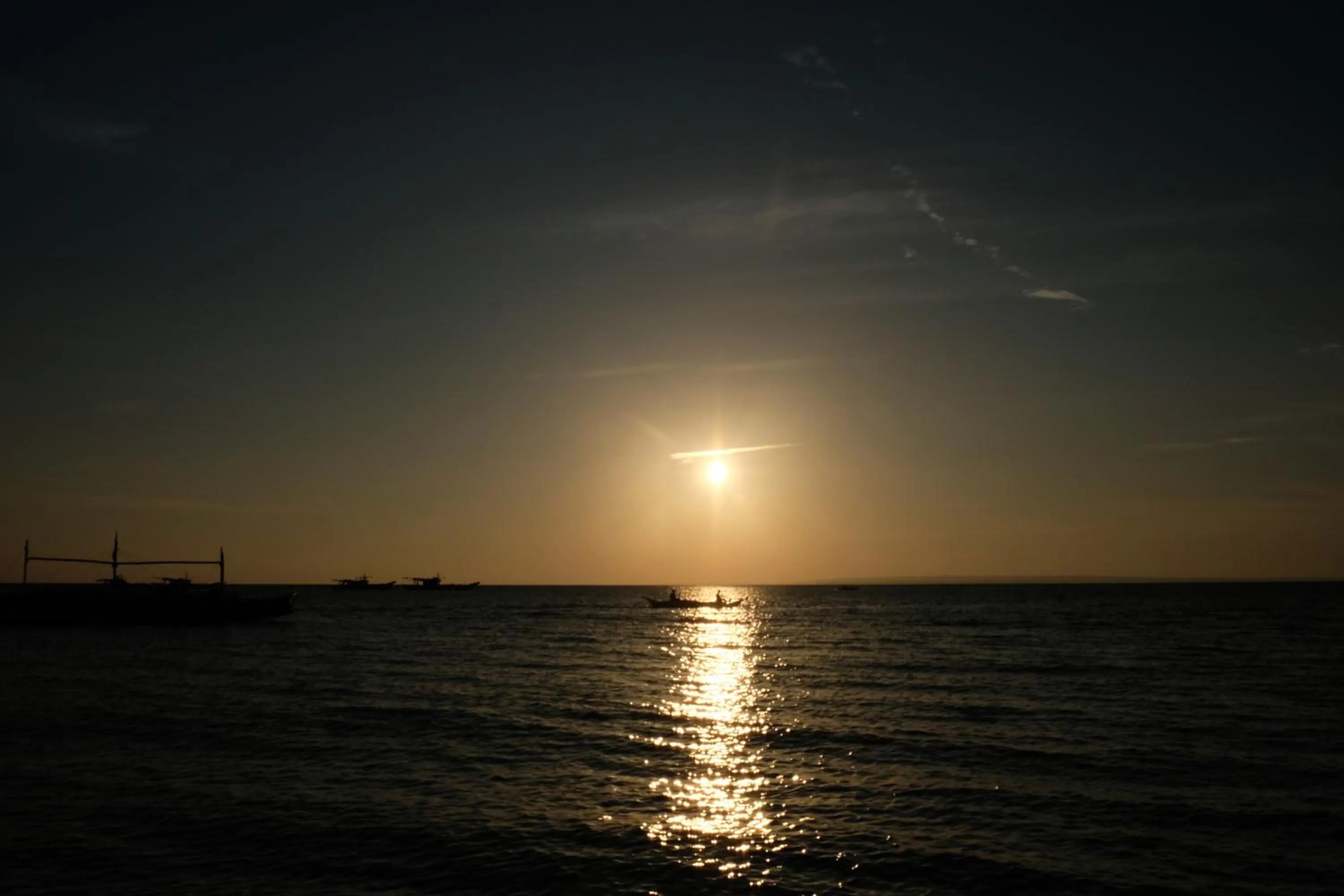 Sunset in Skott's Comfy Lodge