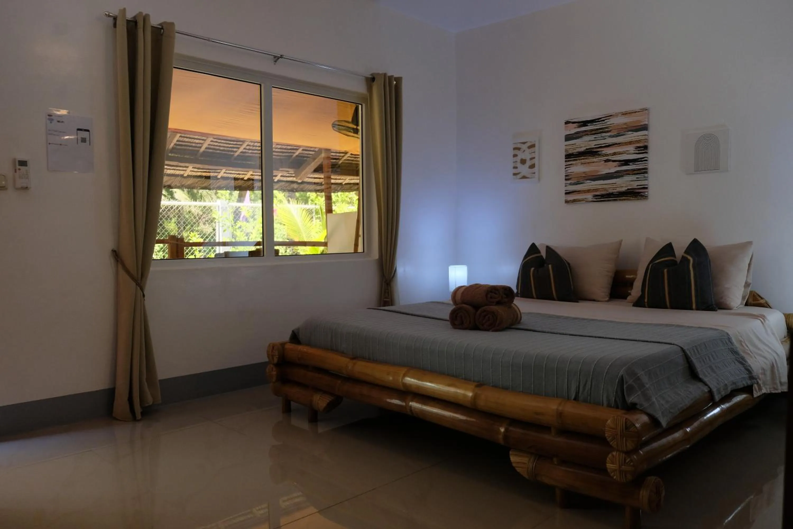 Bedroom, Bed in Skott's Comfy Lodge