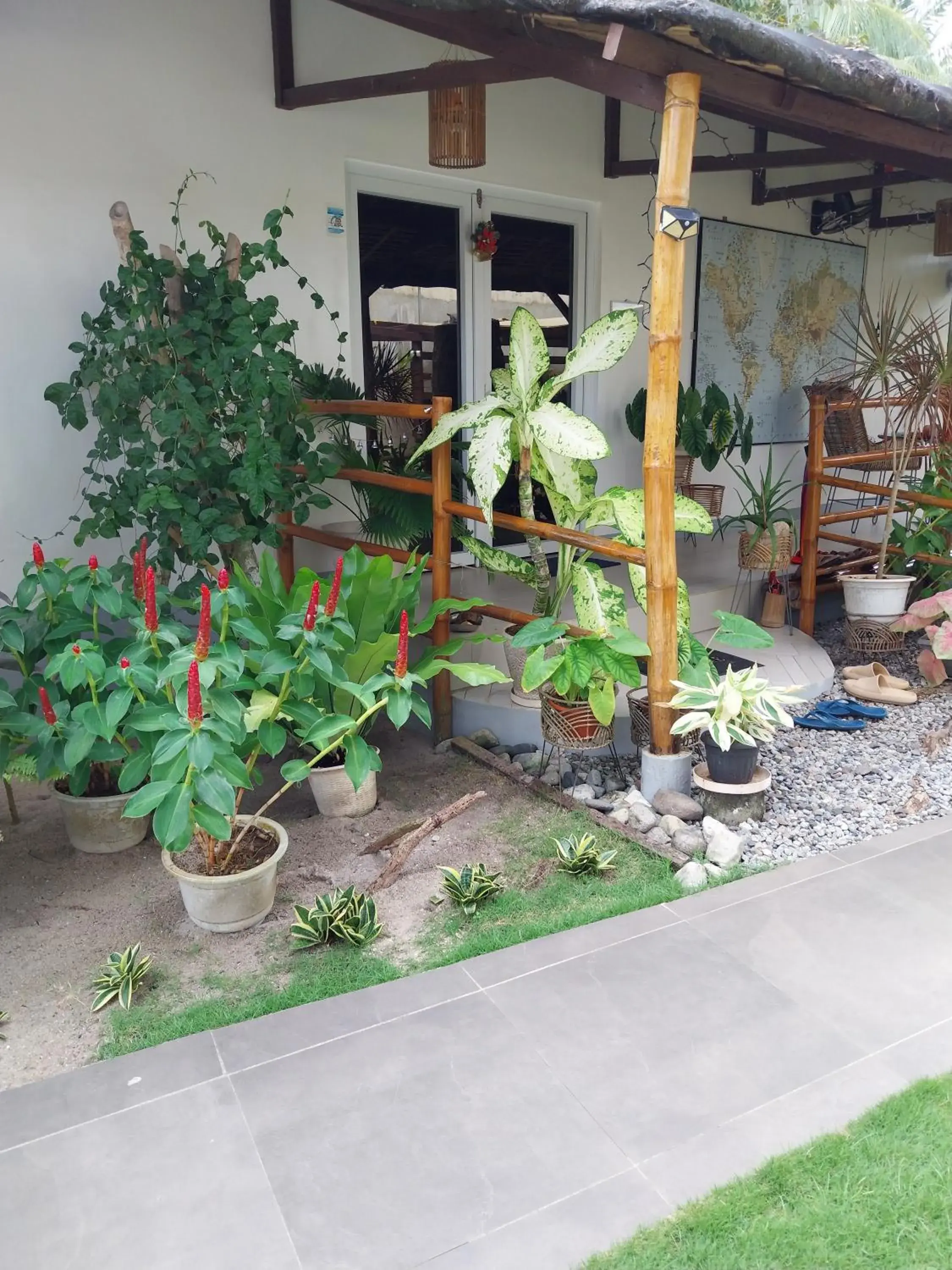 Property building in Skott's Comfy Lodge Property building in Skott's Comfy Lodge