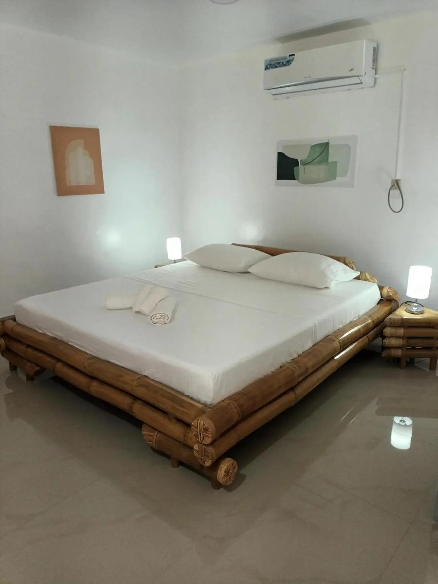 Bed in Skott's Comfy Lodge Bed in Skott's Comfy Lodge