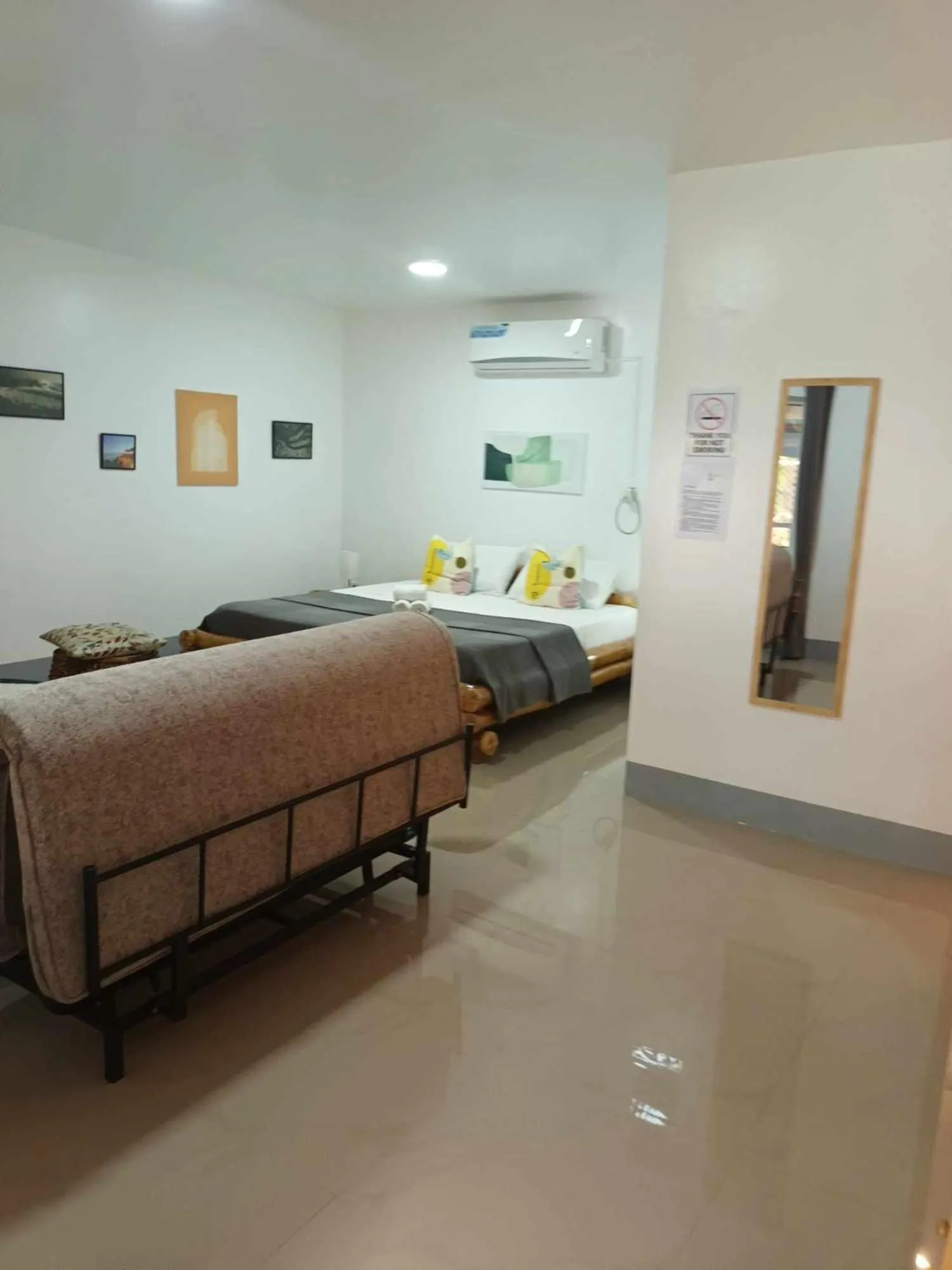 View (from property/room), Bed in Skott's Comfy Lodge