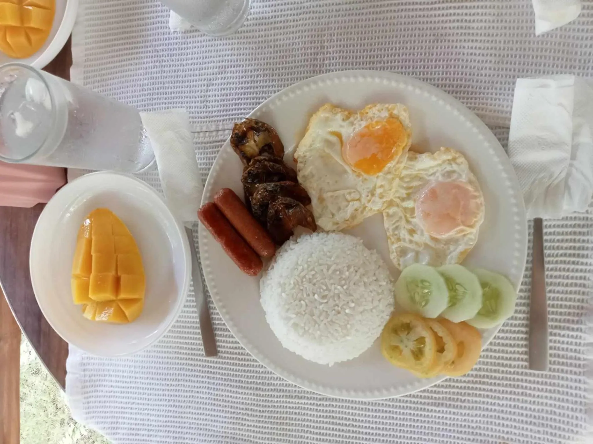 Breakfast in Skott's Comfy Lodge