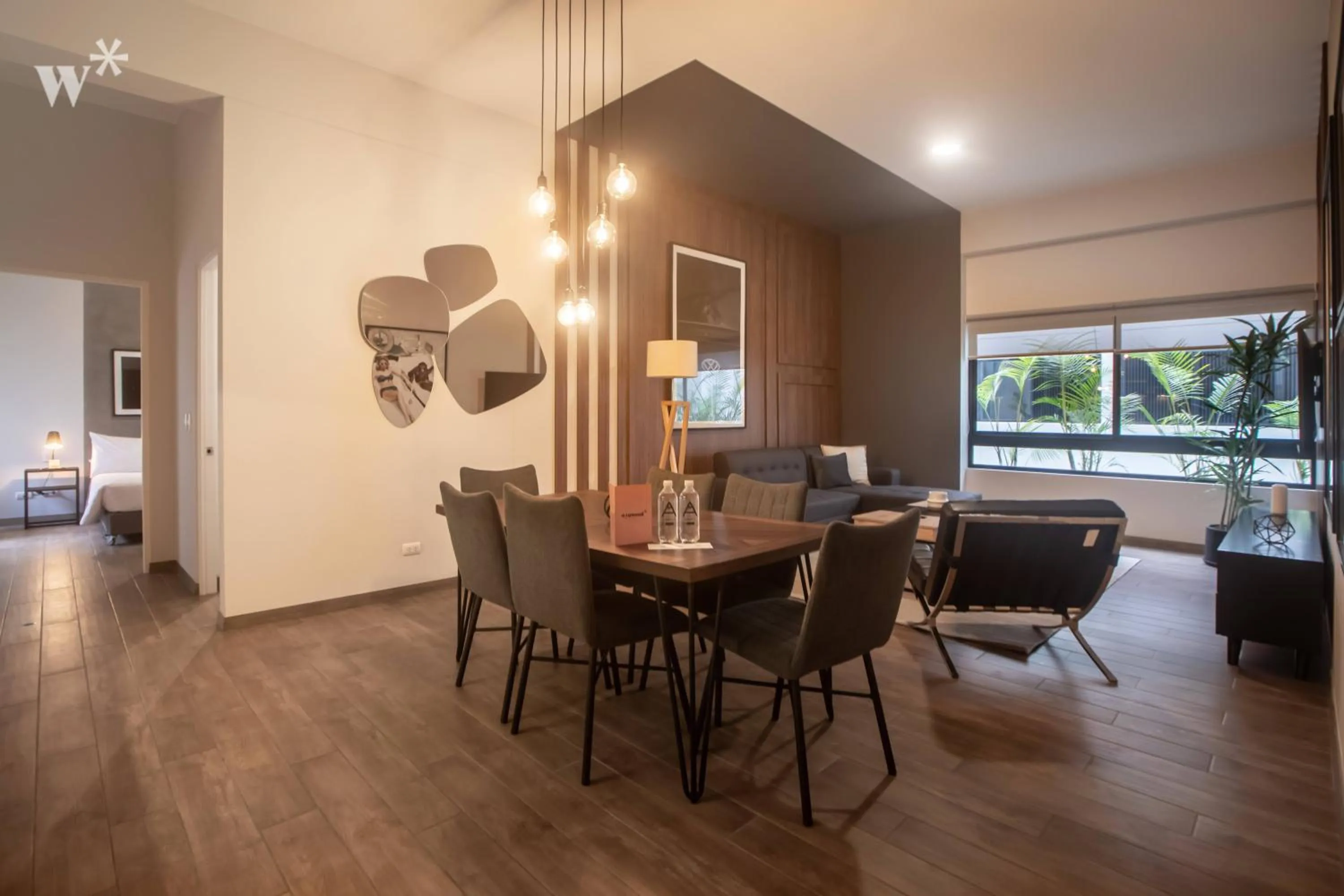 Dining area in Wynwood Berlin in Miraflores