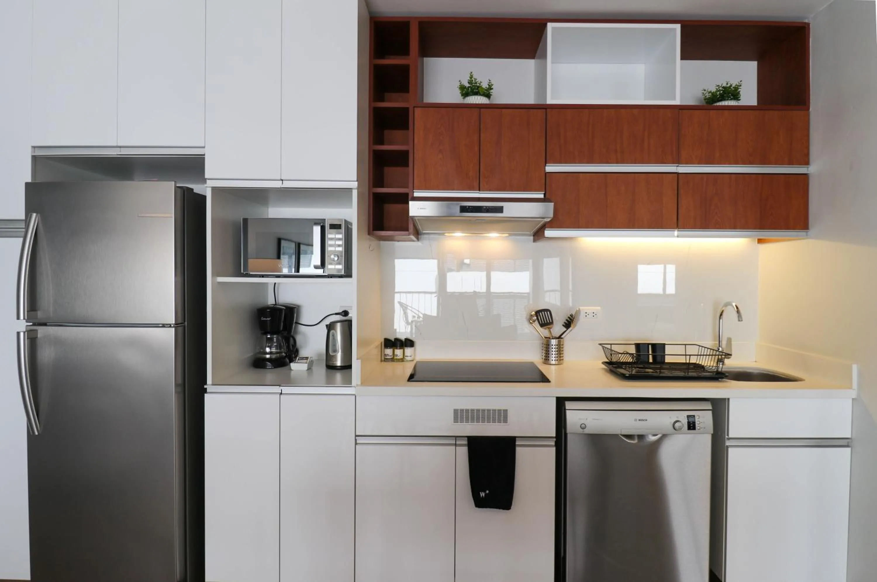 Kitchen or kitchenette in SoHo by Wynwood House