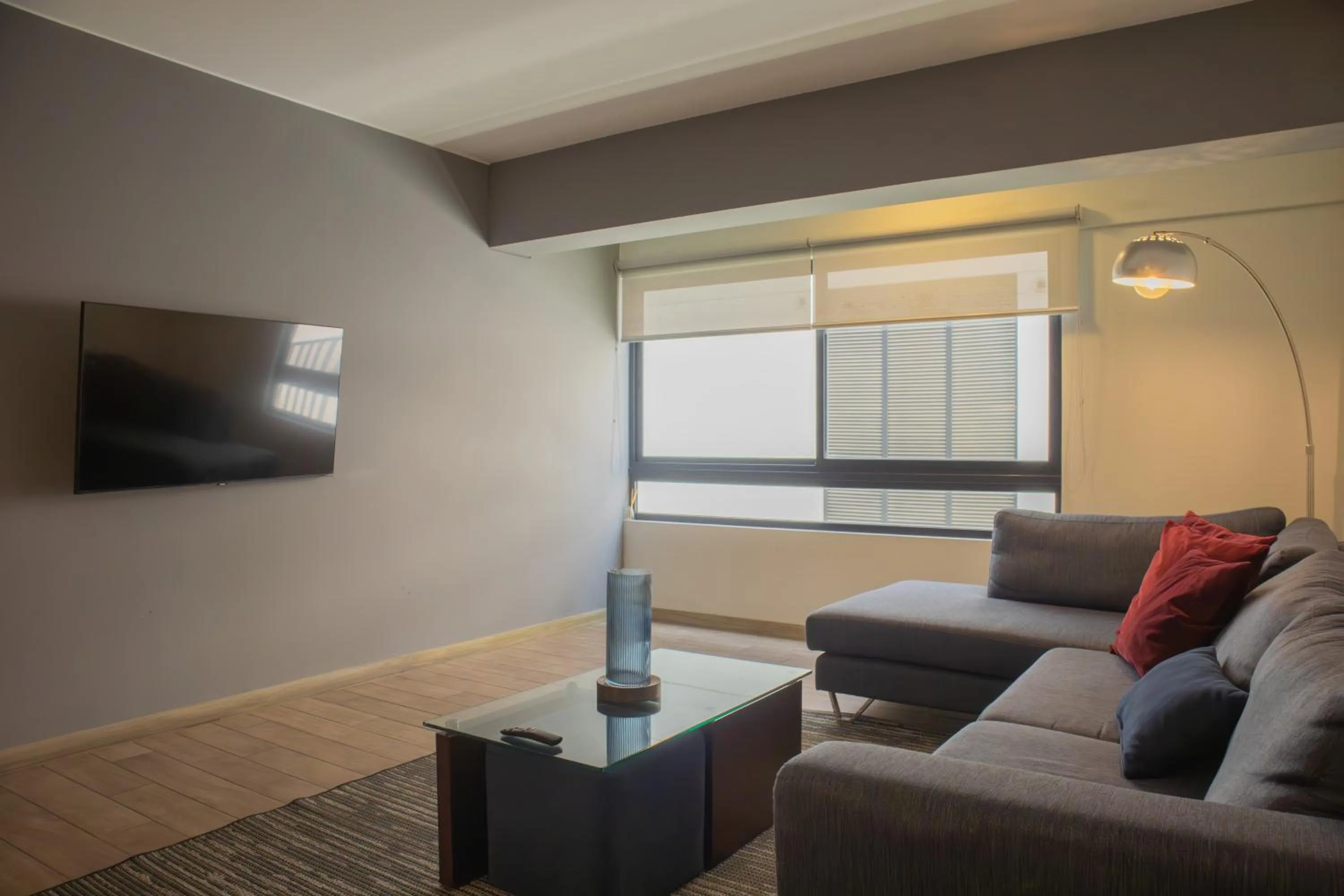 TV and multimedia in SoHo by Wynwood House