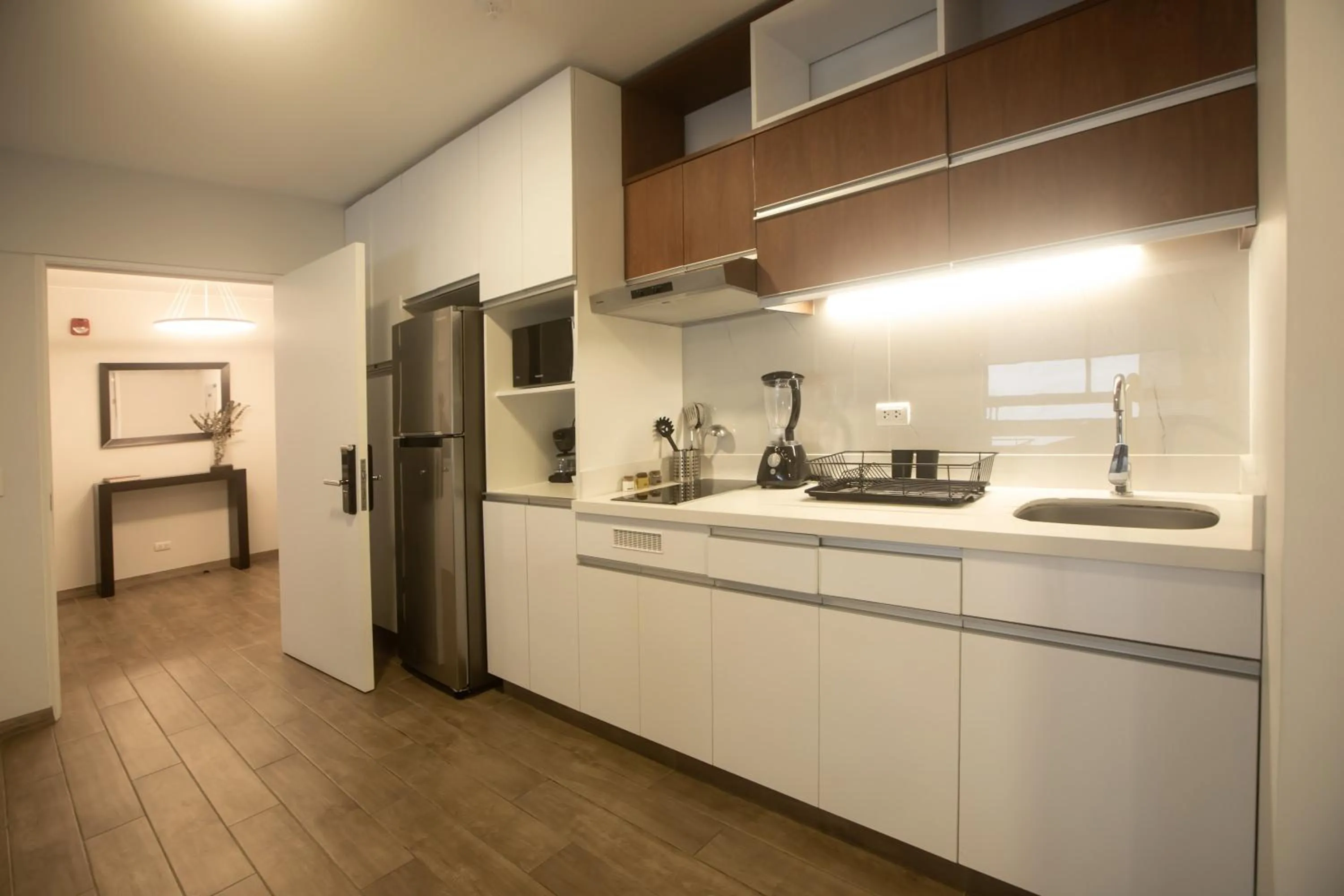 Kitchen or kitchenette in Wynwood Berlin in Miraflores