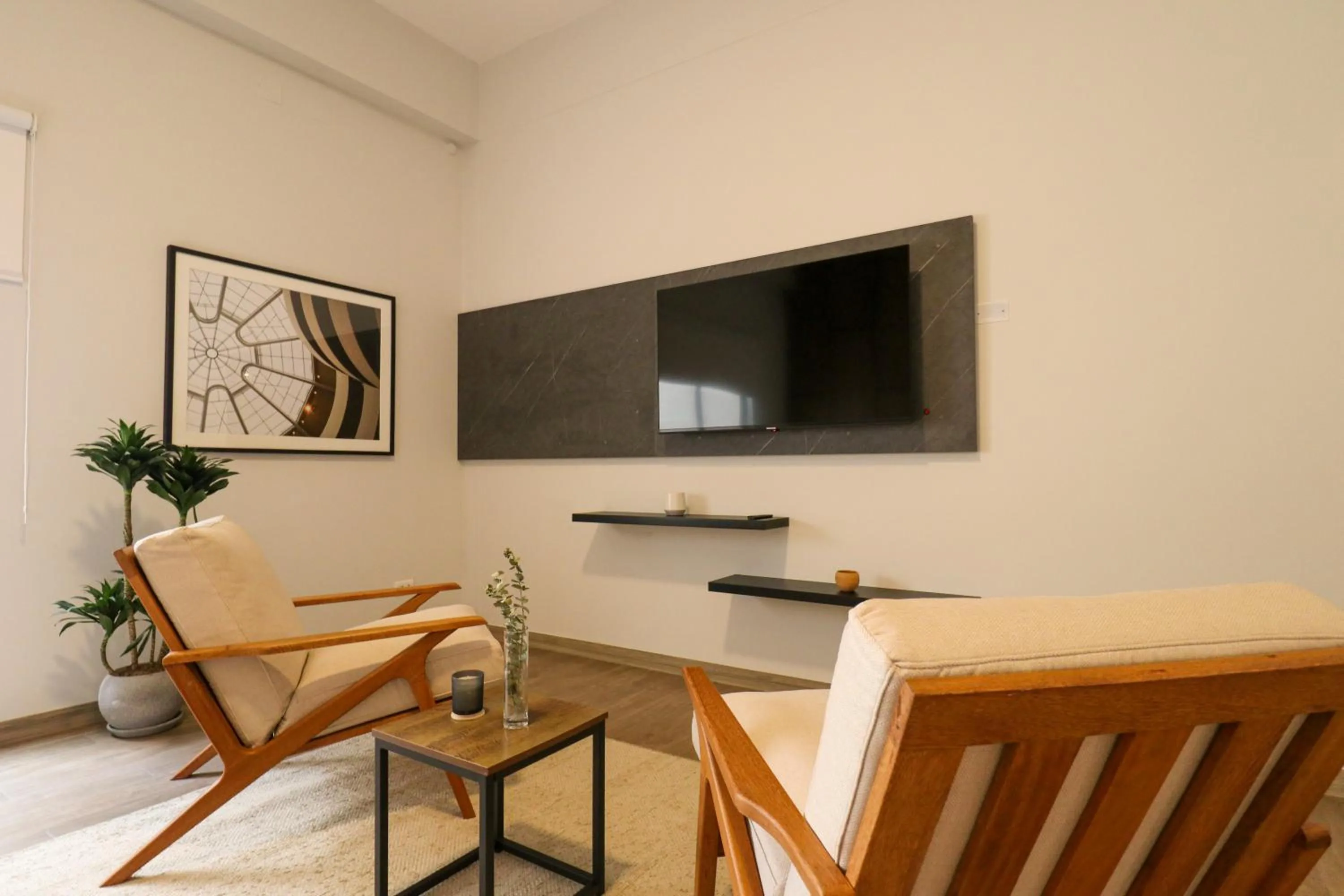 TV and multimedia in SoHo by Wynwood House