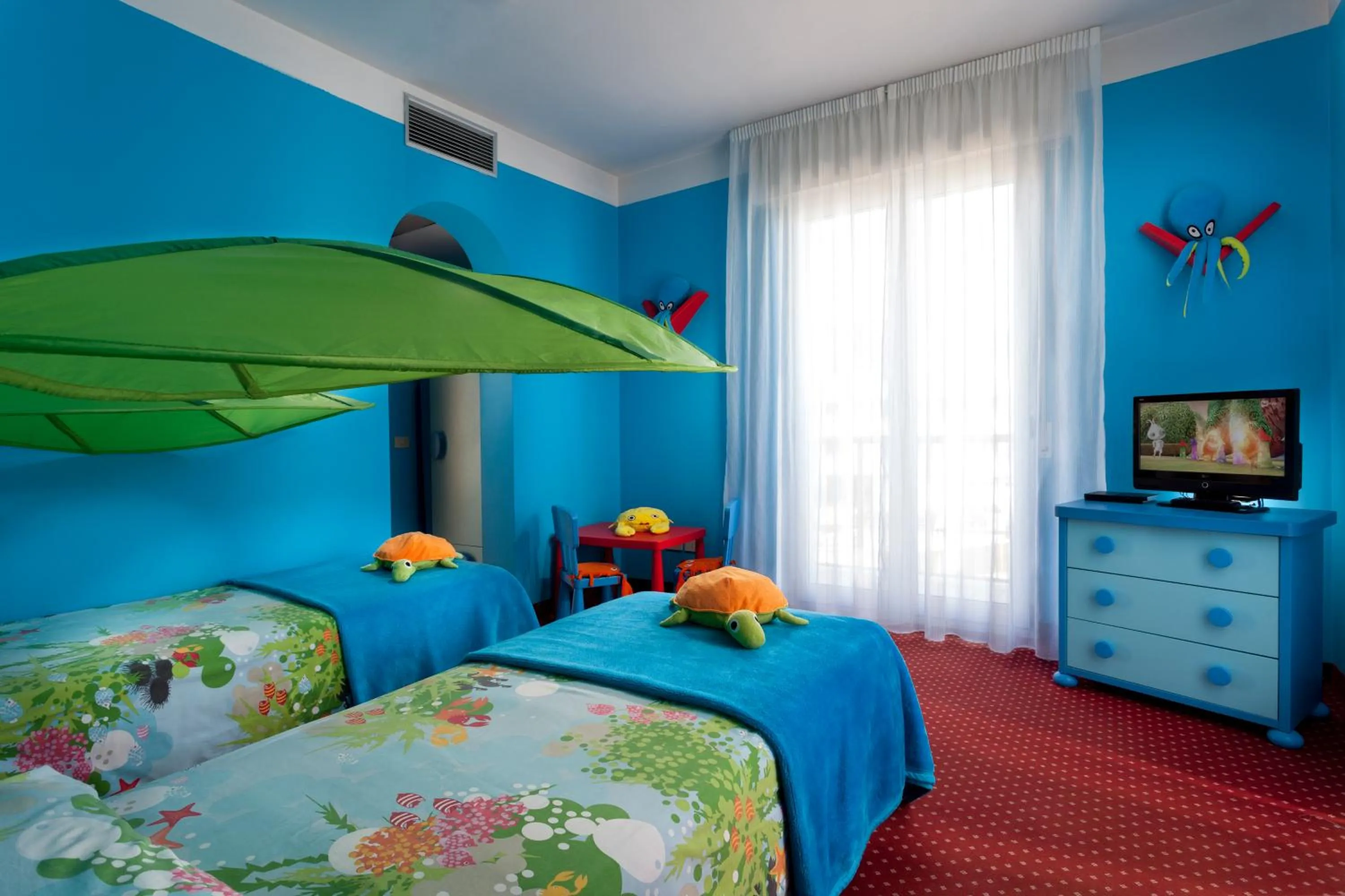 Photo of the whole room, Bed in Hotel Milano Helvetia - in centro con piscina