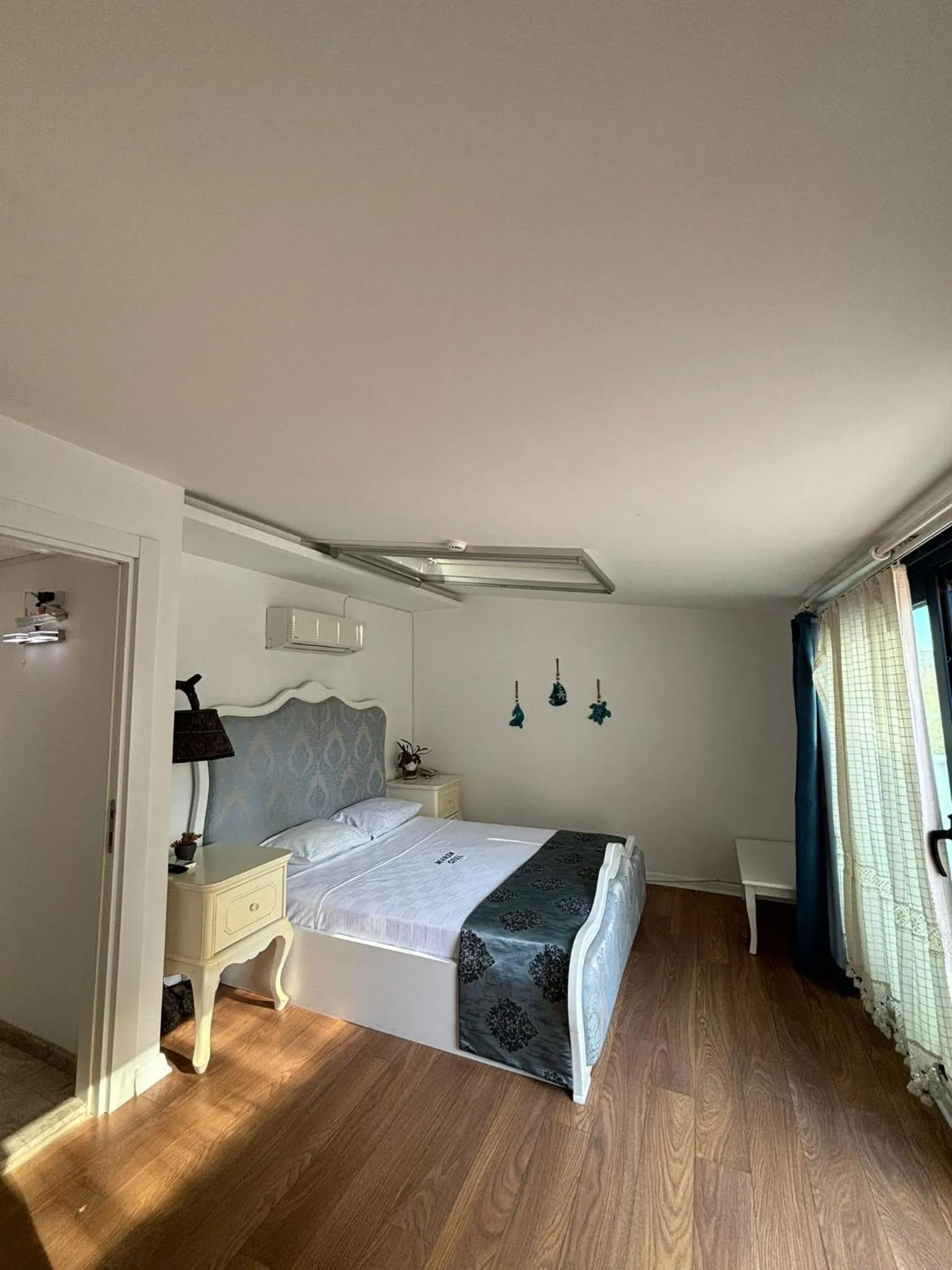 Bed in Urla Marin otel