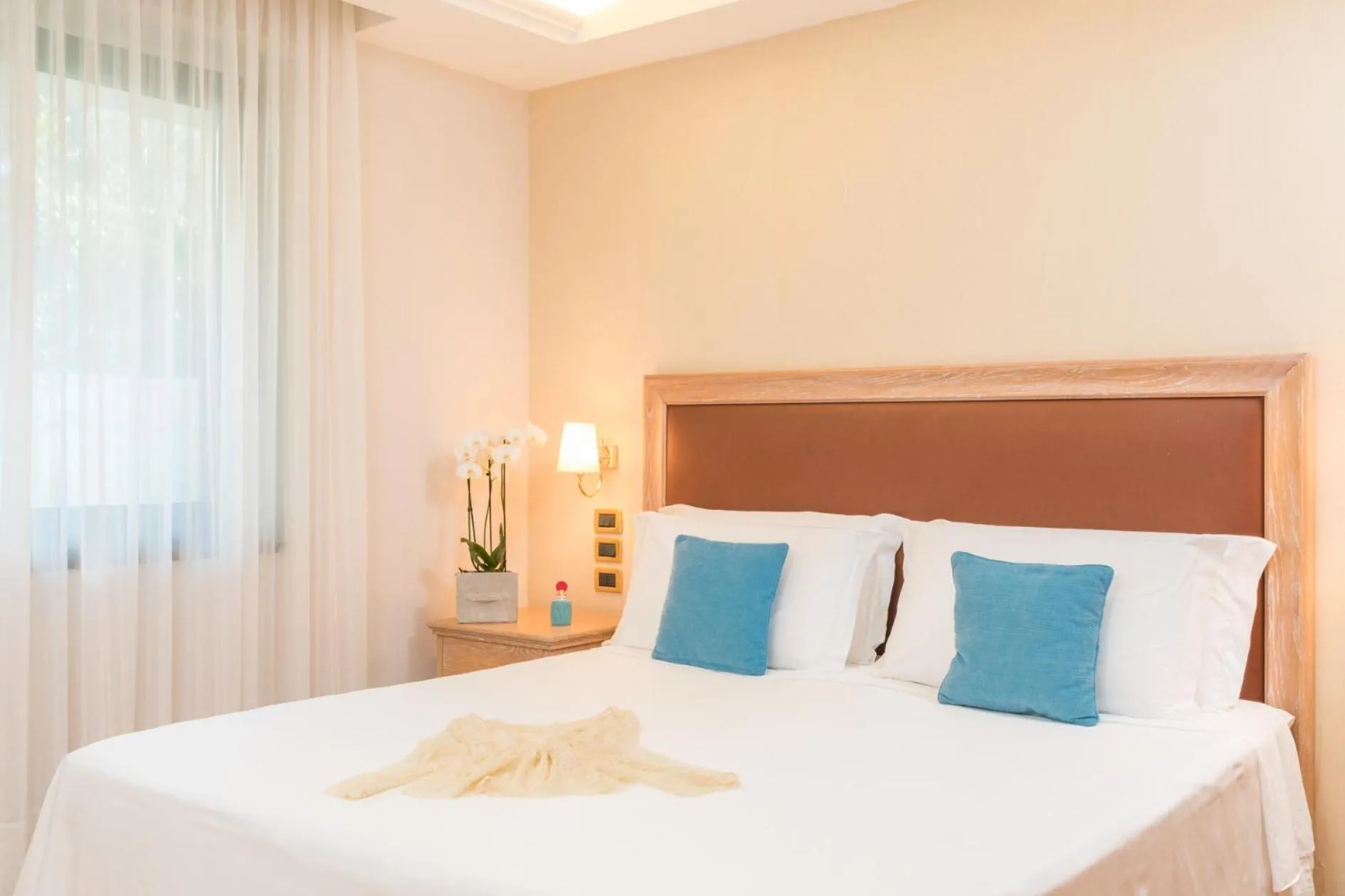 Bed in Oleandri Resort Paestum