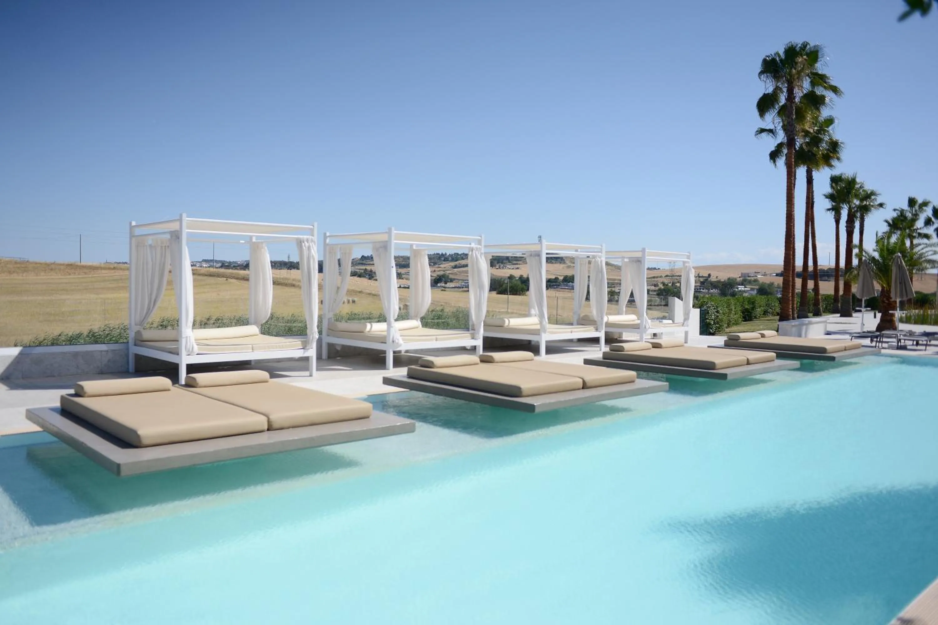 Pool view in UNA HOTELS MH Matera