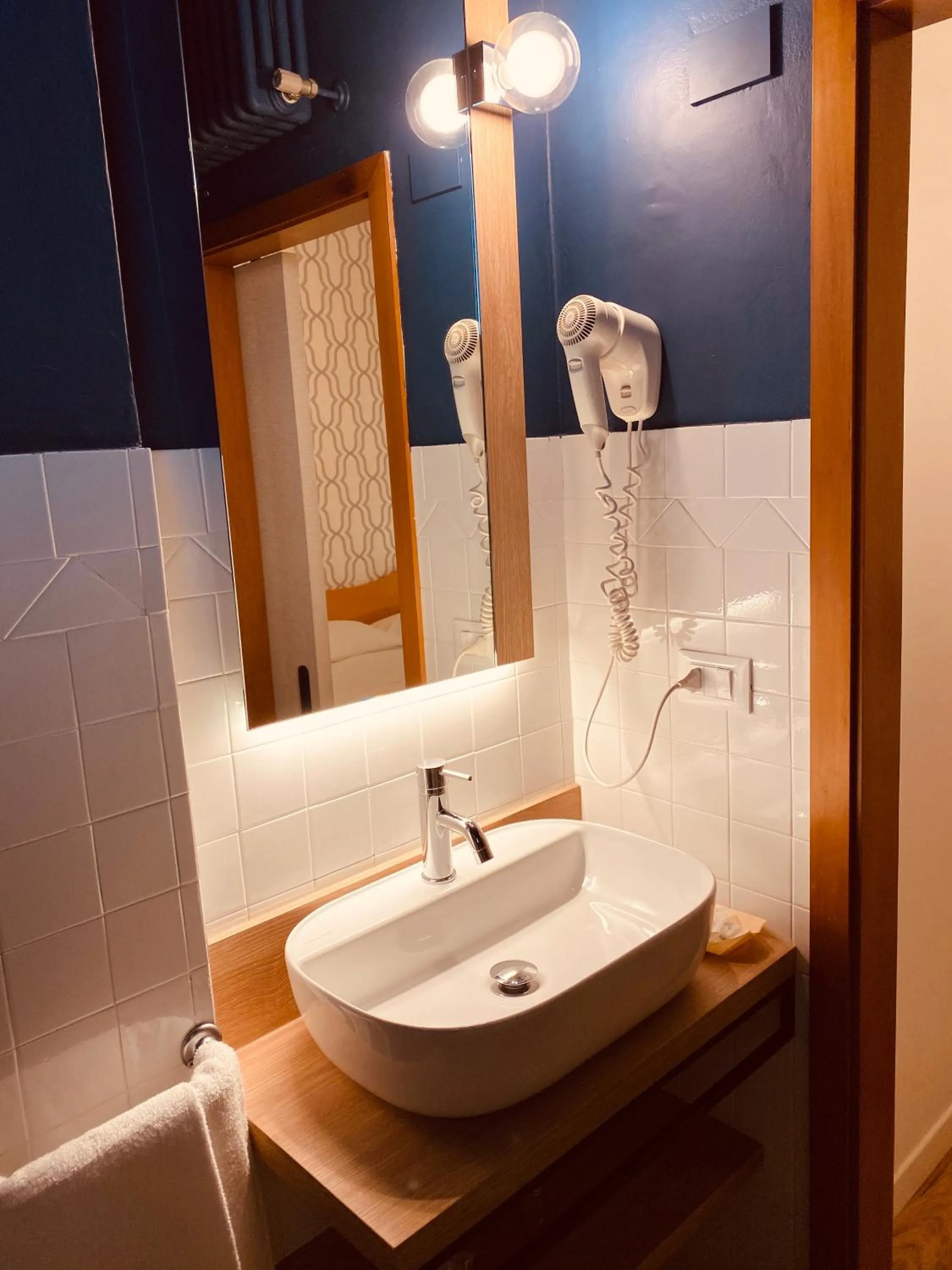 Bathroom in Hotel Montecarlo - Vista Mare con Area Fitness