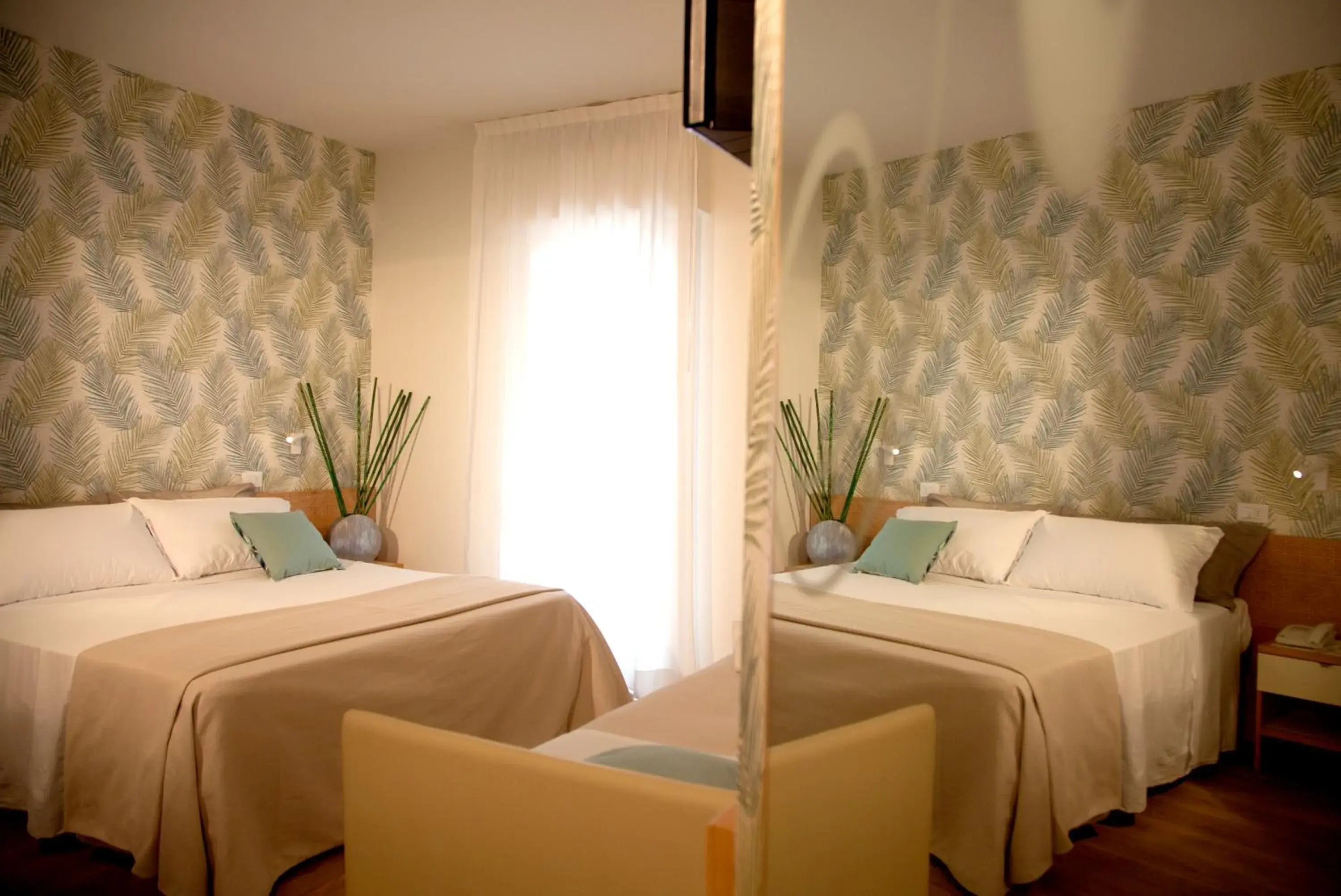 Bed in Hotel Montecarlo - Vista Mare con Area Fitness Bed in Hotel Montecarlo - Vista Mare con Area Fitness