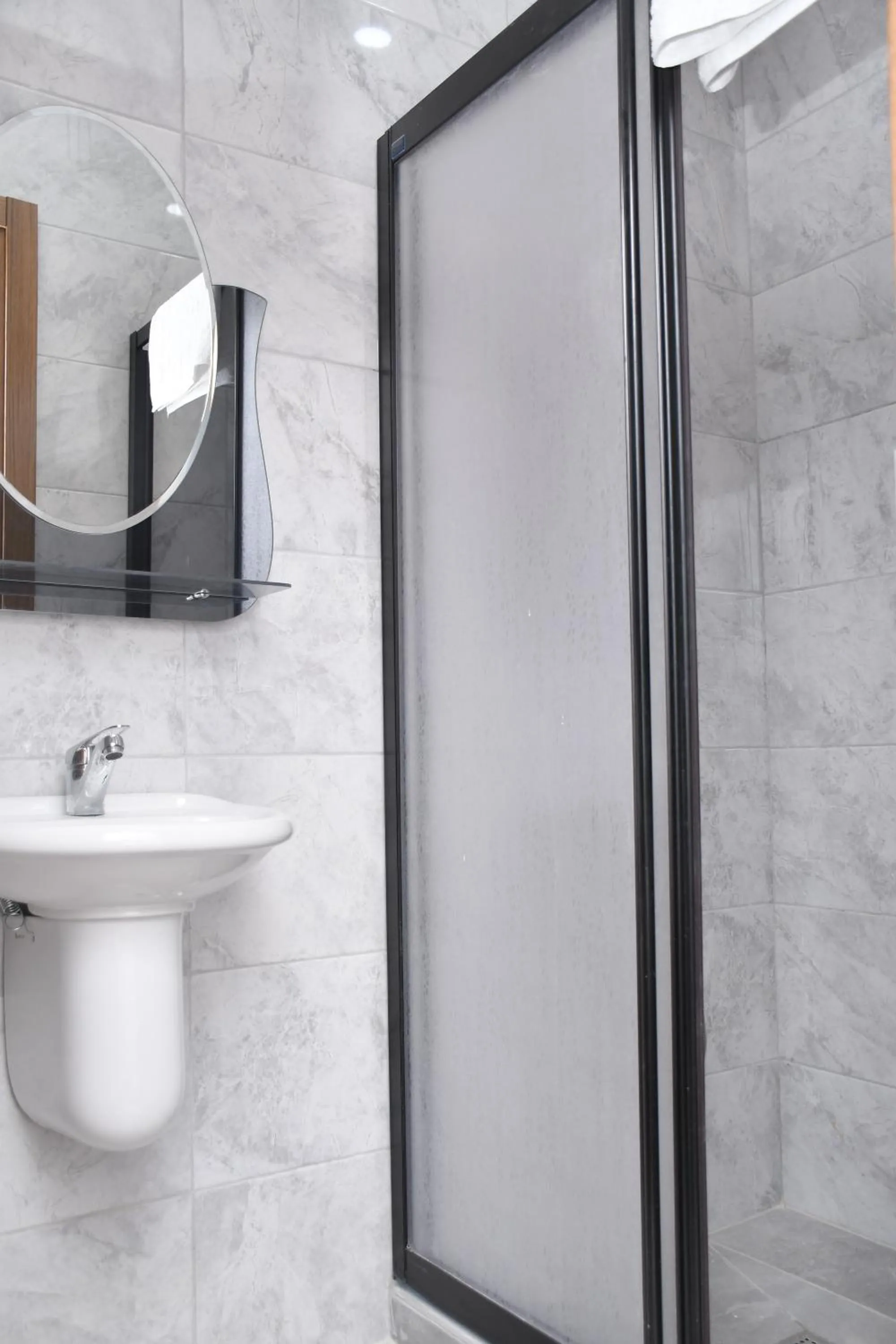 Bathroom in Hotel Arinna