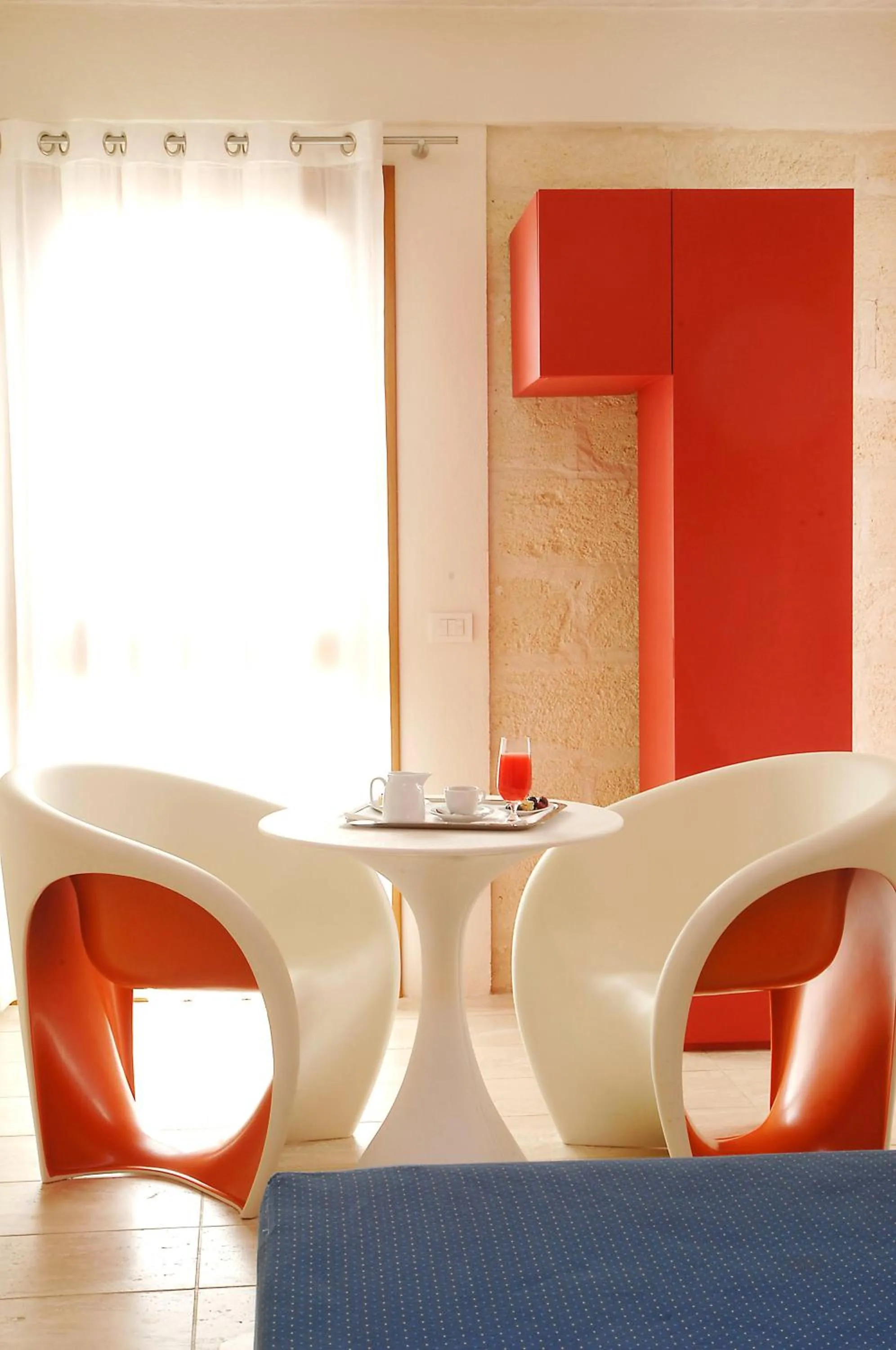 Seating area in Cave Bianche Hotel