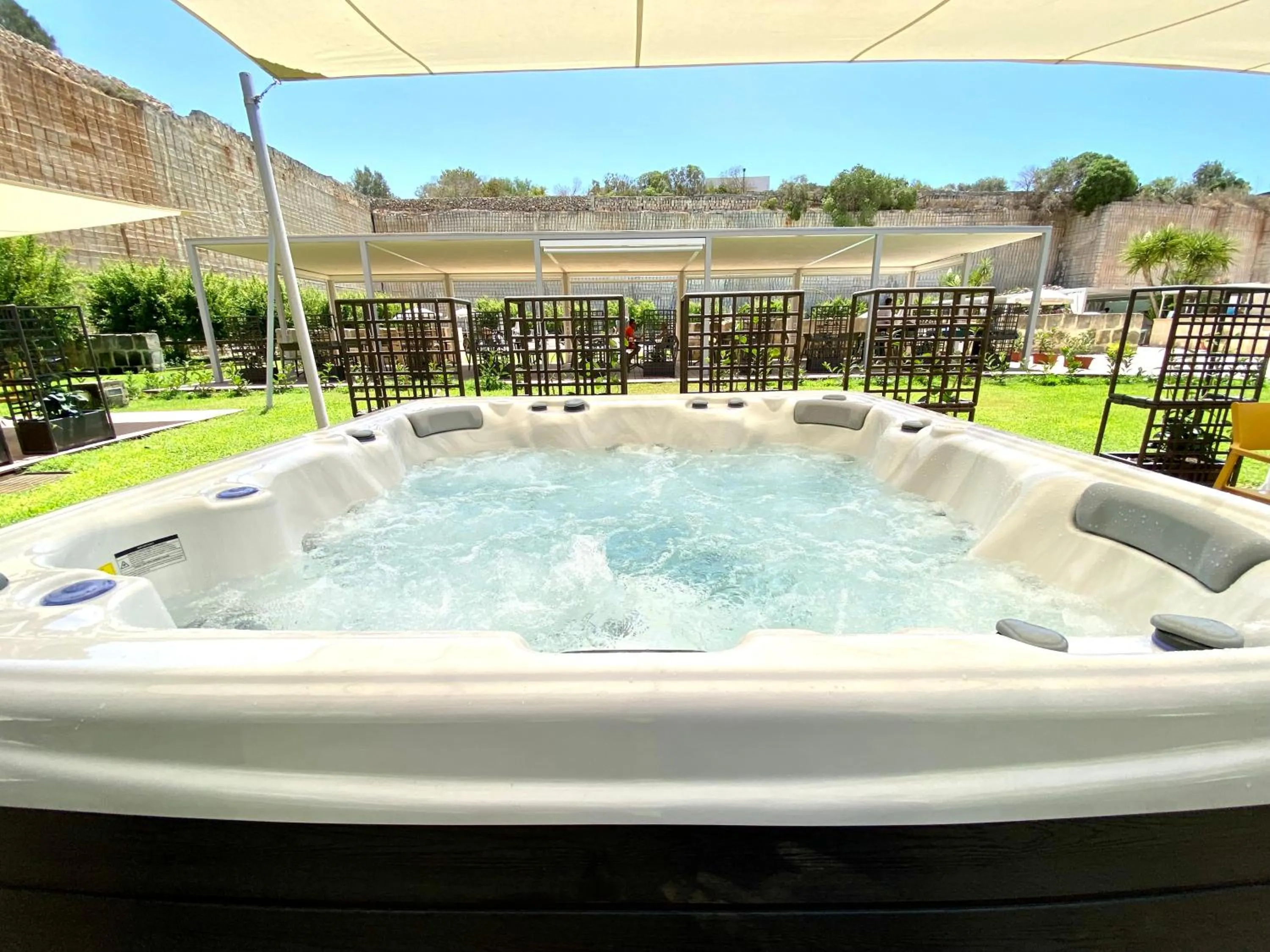 Hot Tub in Cave Bianche Hotel