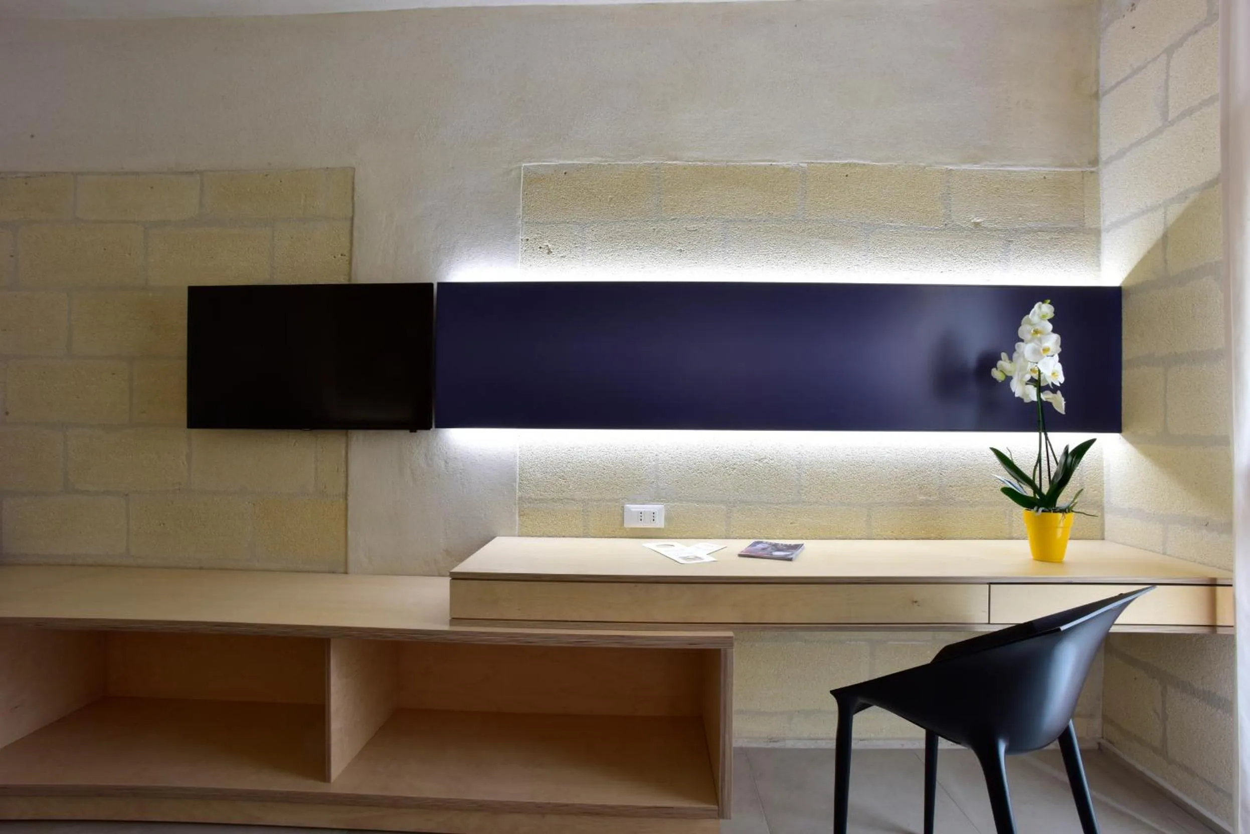 Seating area in Cave Bianche Hotel