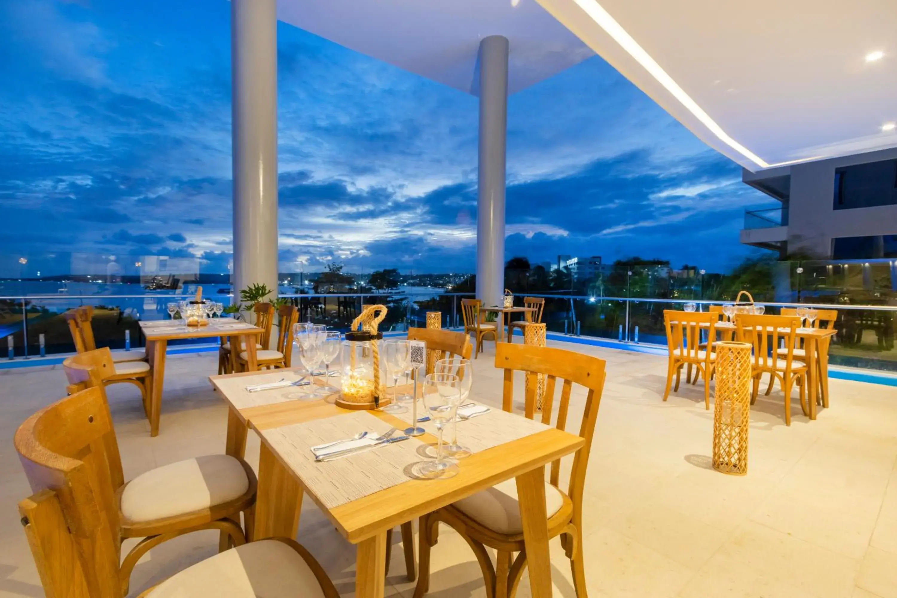 Restaurant/places to eat in Grand Sirenis San Andres Restaurant/places to eat in Grand Sirenis San Andres