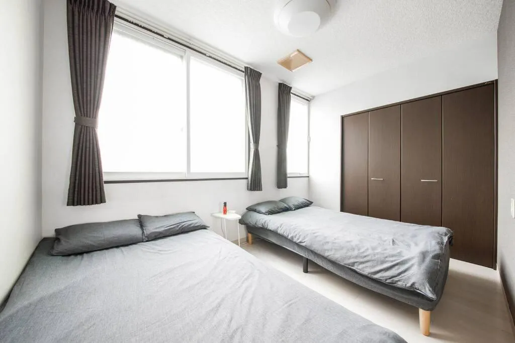 Bed in ROADSIDE House