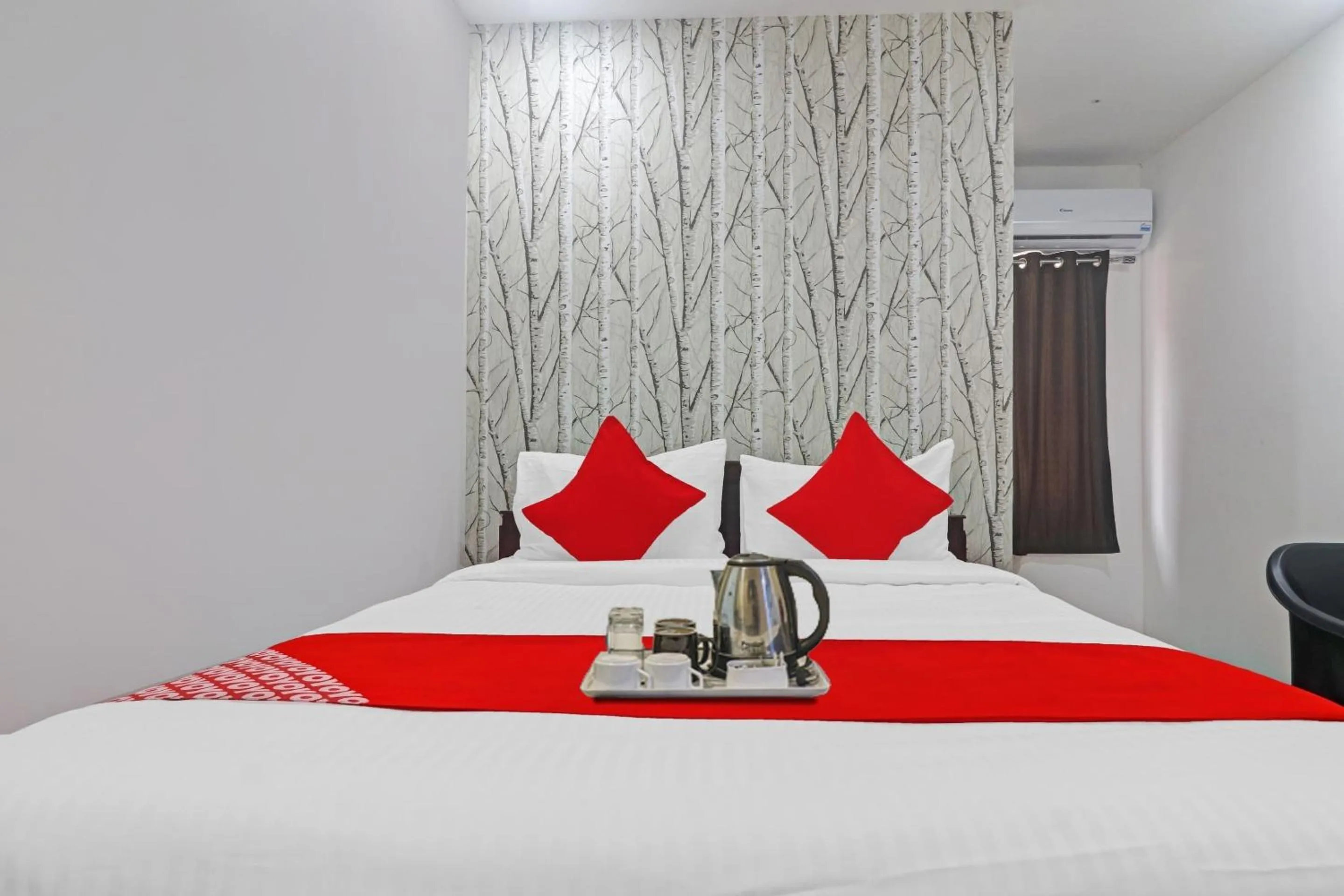 Bedroom, Bed in Super Hotel O Alwal Residency