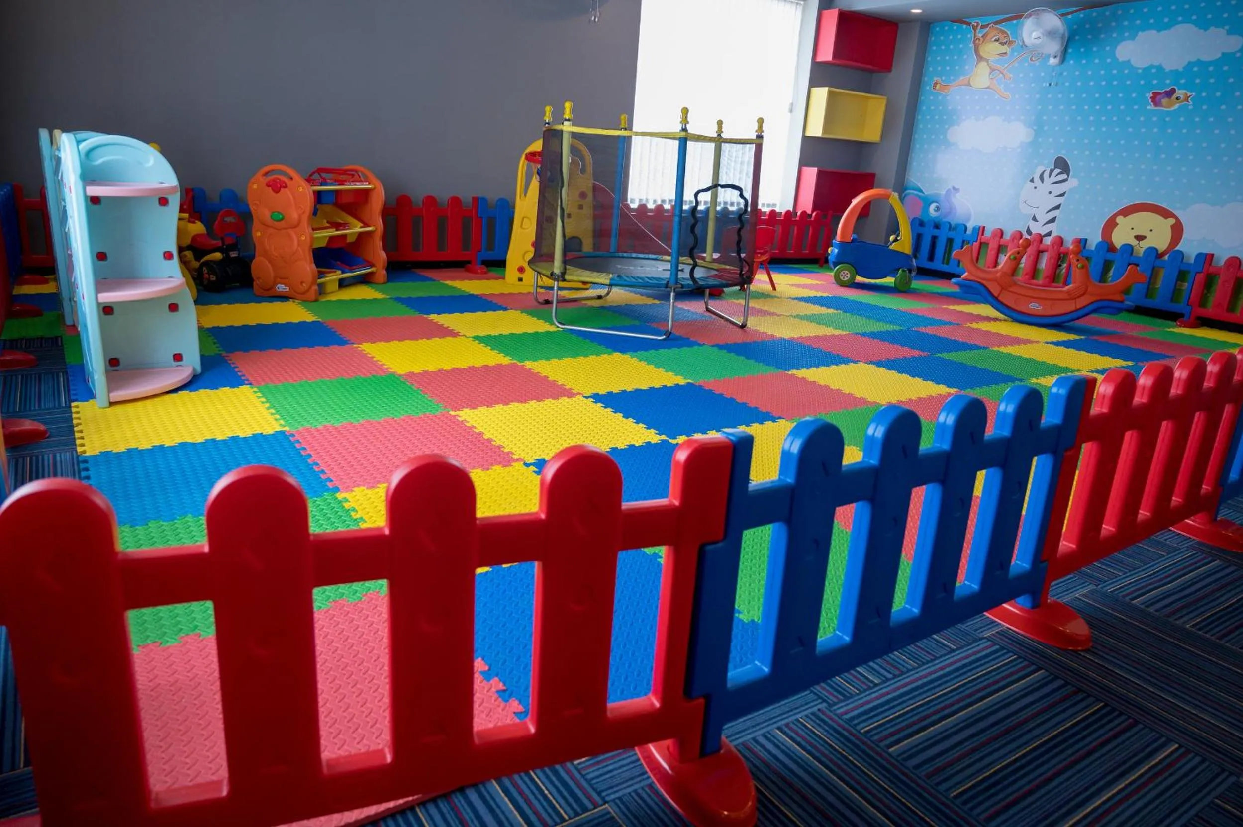 Kids's club in Golden Retreat