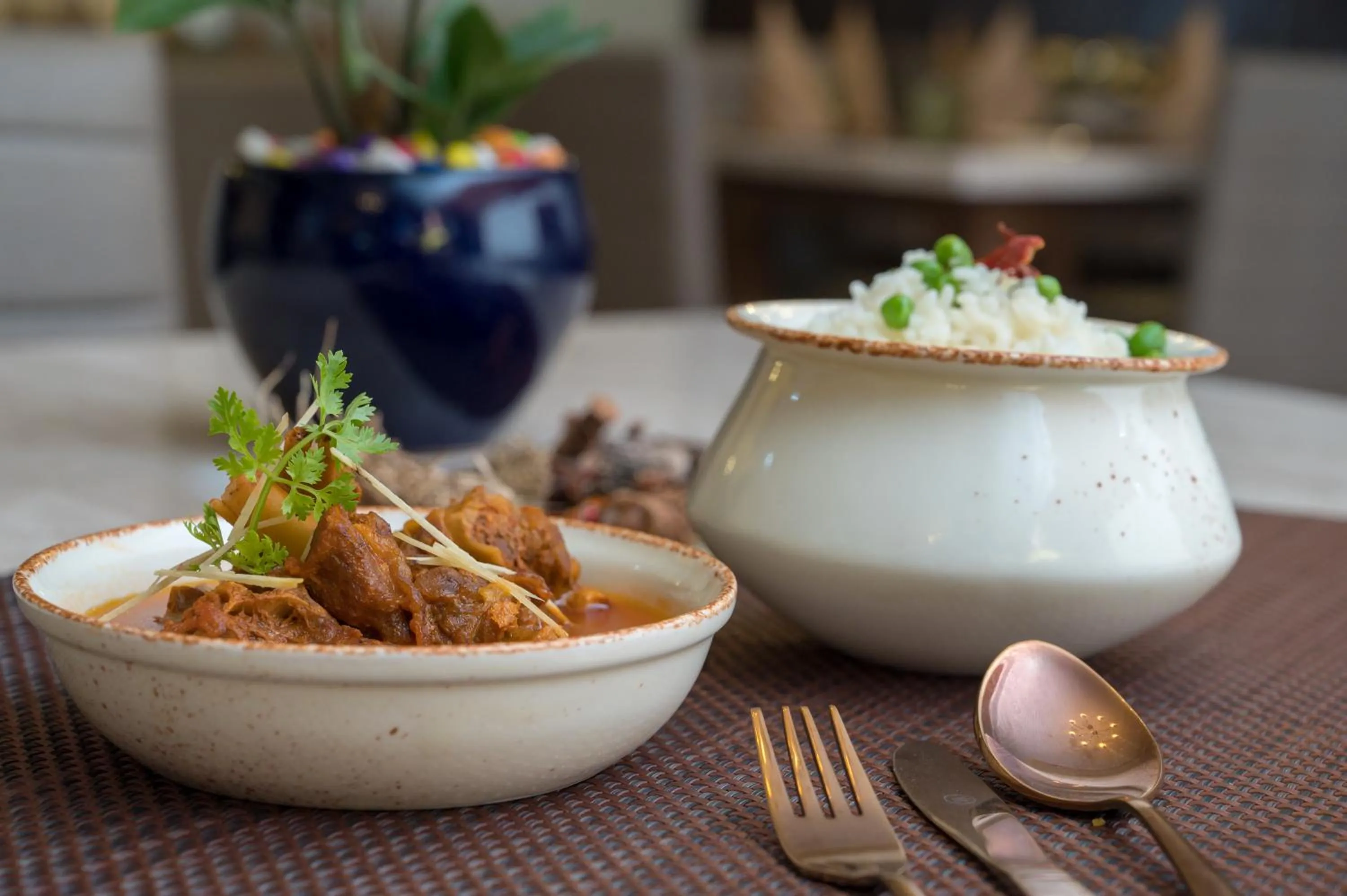 Lunch in Golden Retreat