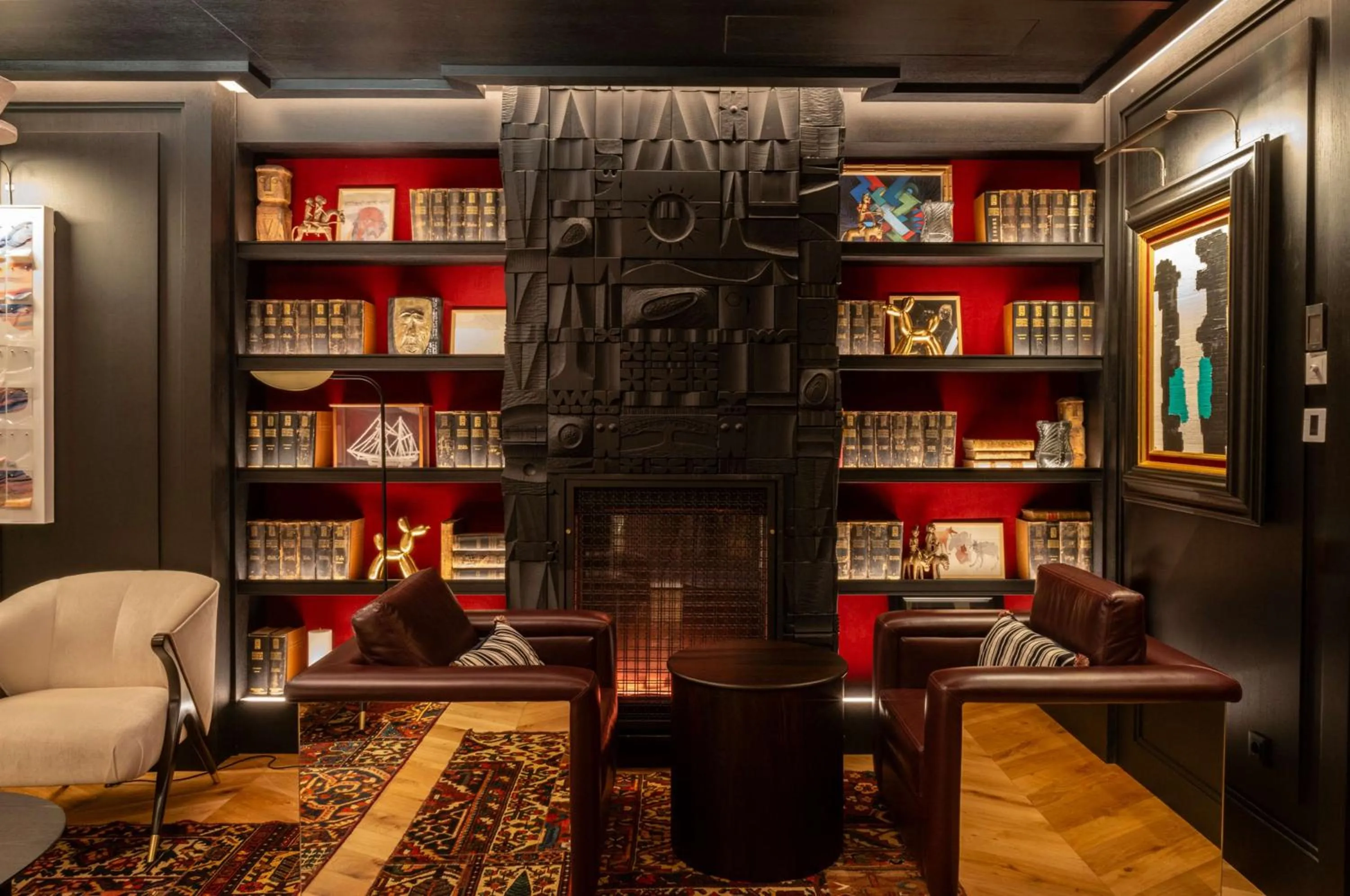 Meeting/conference room in Hotel Montera Madrid, Curio Collection By Hilton