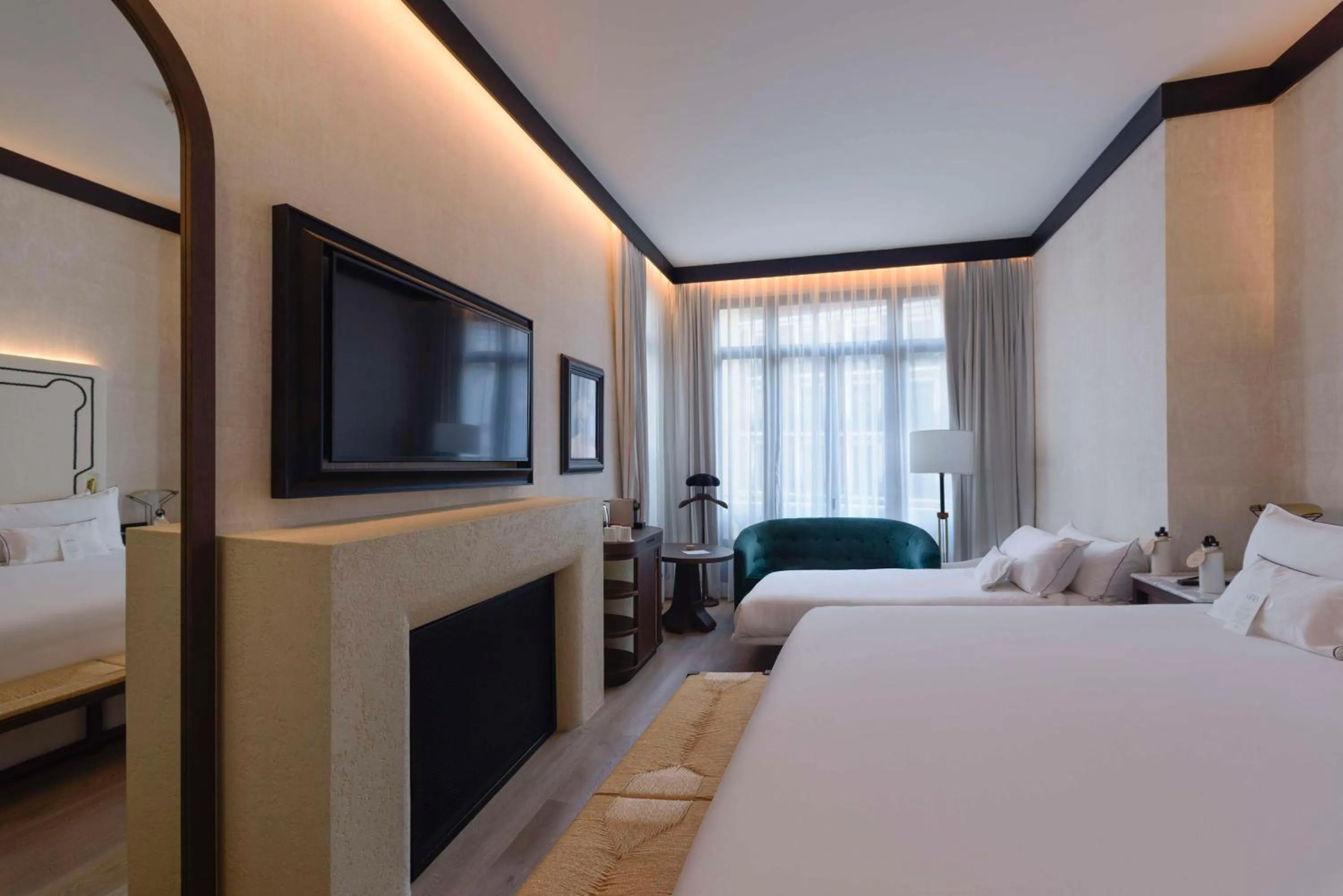 Photo of the whole room, Bed in Hotel Montera Madrid, Curio Collection By Hilton