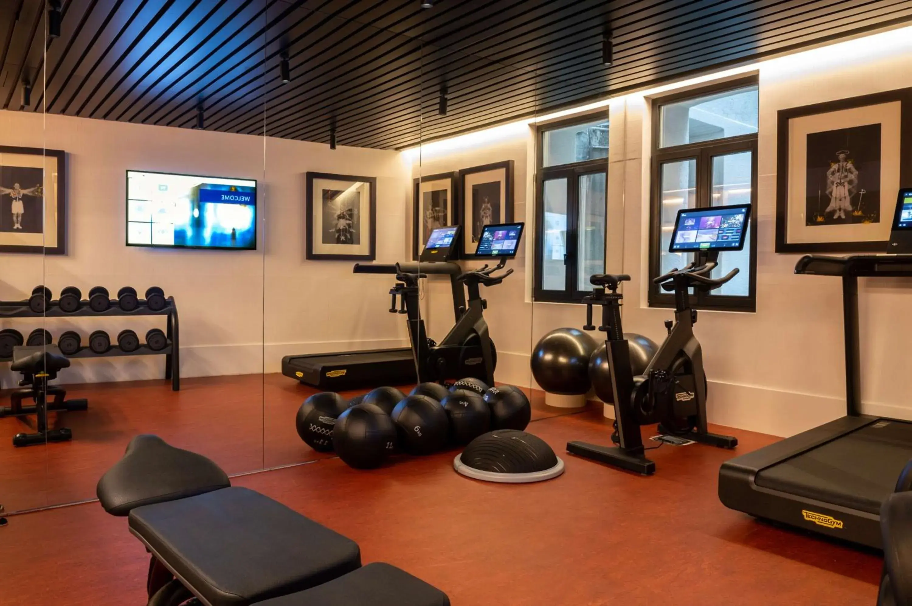 Fitness centre/facilities in Hotel Montera Madrid, Curio Collection By Hilton Fitness centre/facilities in Hotel Montera Madrid, Curio Collection By Hilton