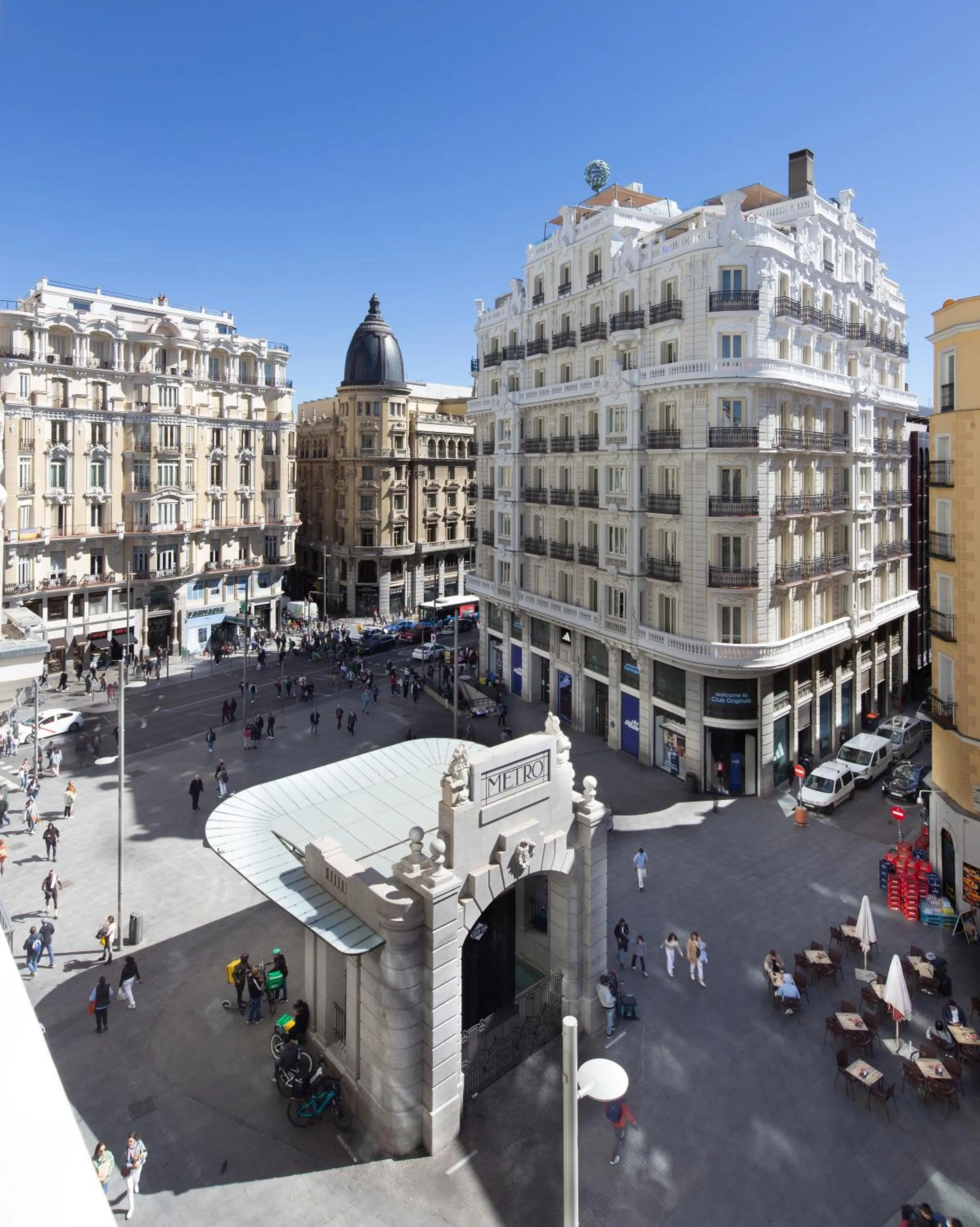 City view in Hotel Montera Madrid, Curio Collection By Hilton